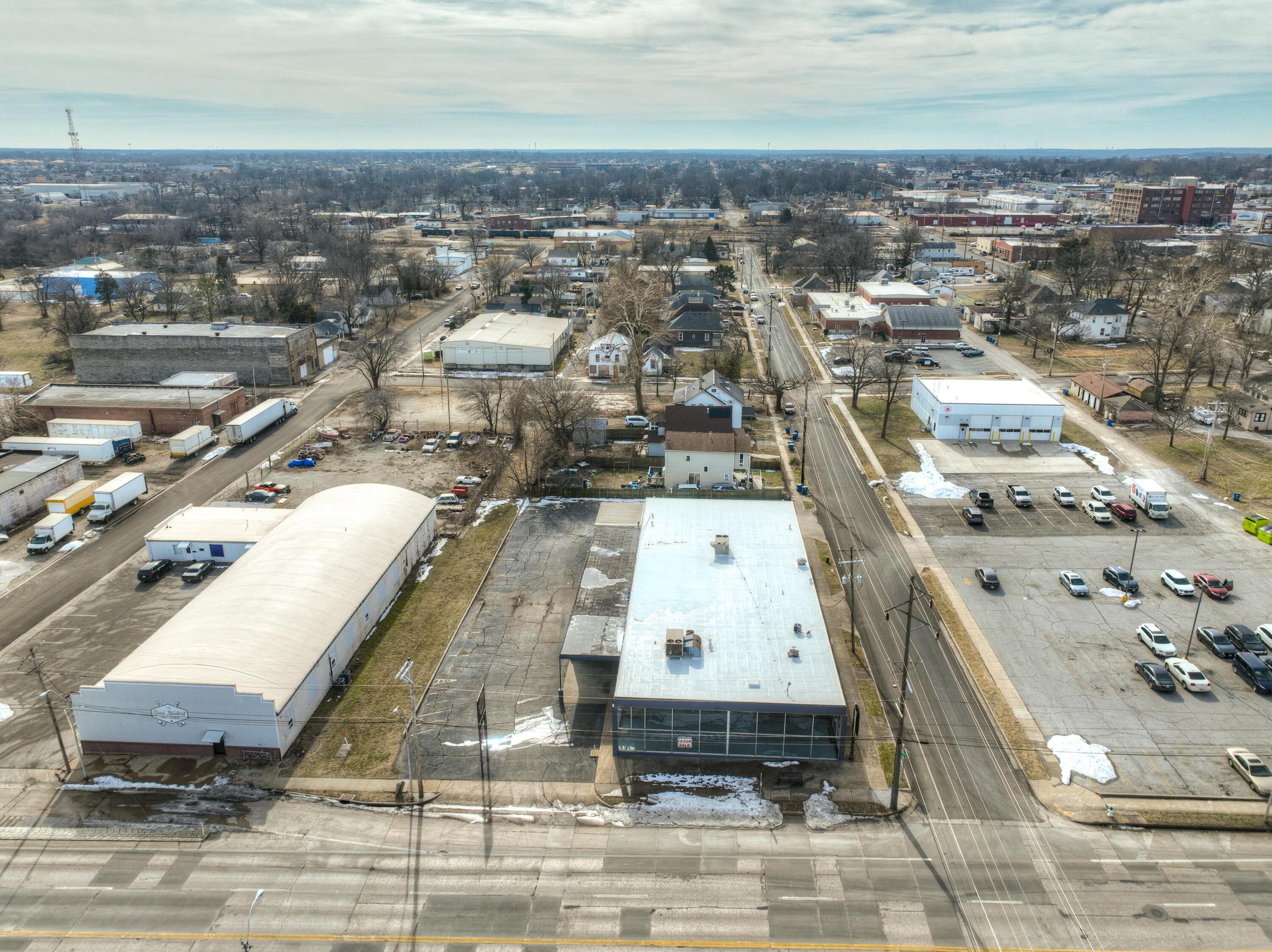 Photo 40 - Commercial Sale for sale – 402 E 7th Street  Joplin, MO