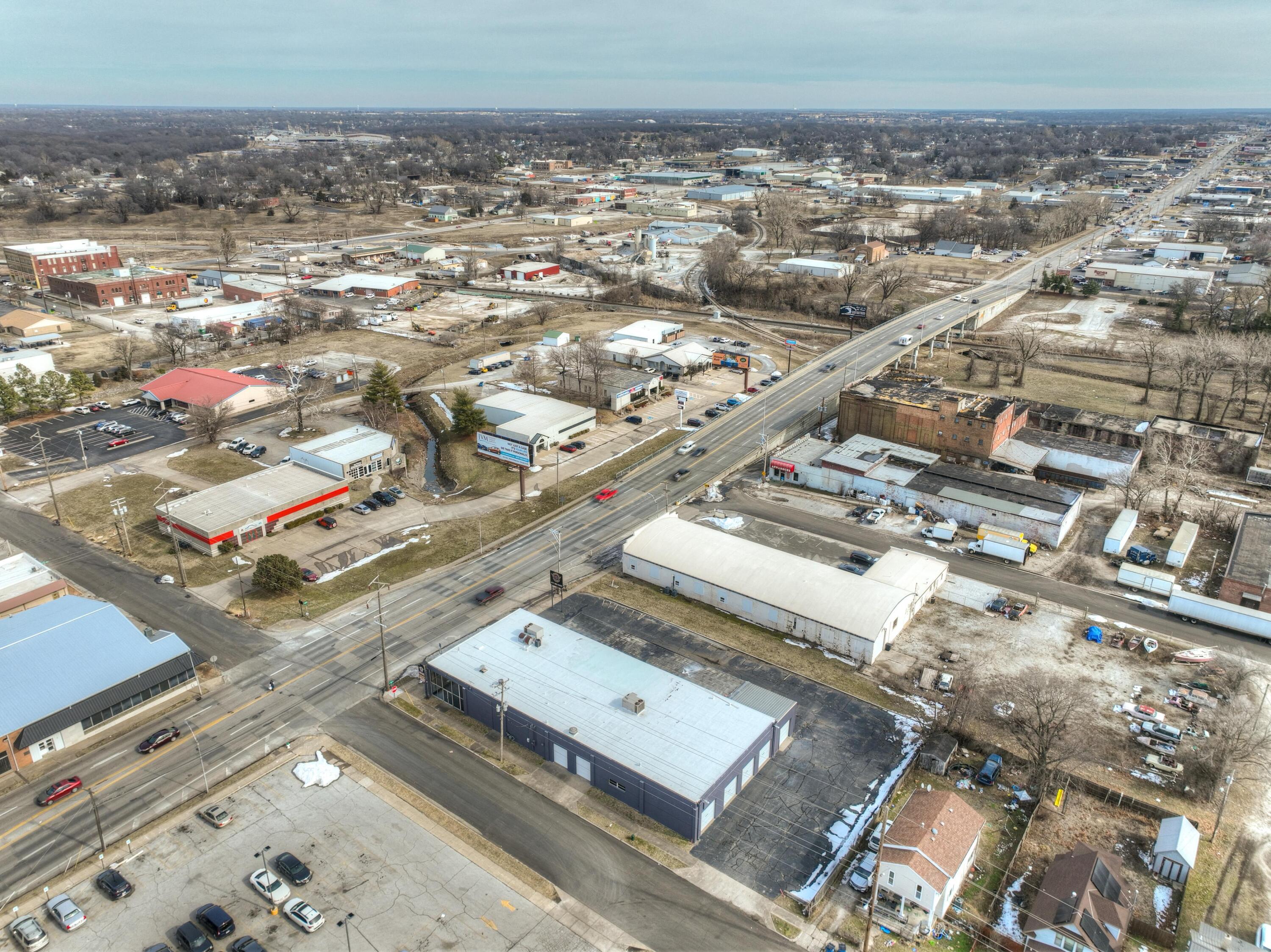 Photo 43 - Commercial Sale for sale – 402 E 7th Street  Joplin, MO