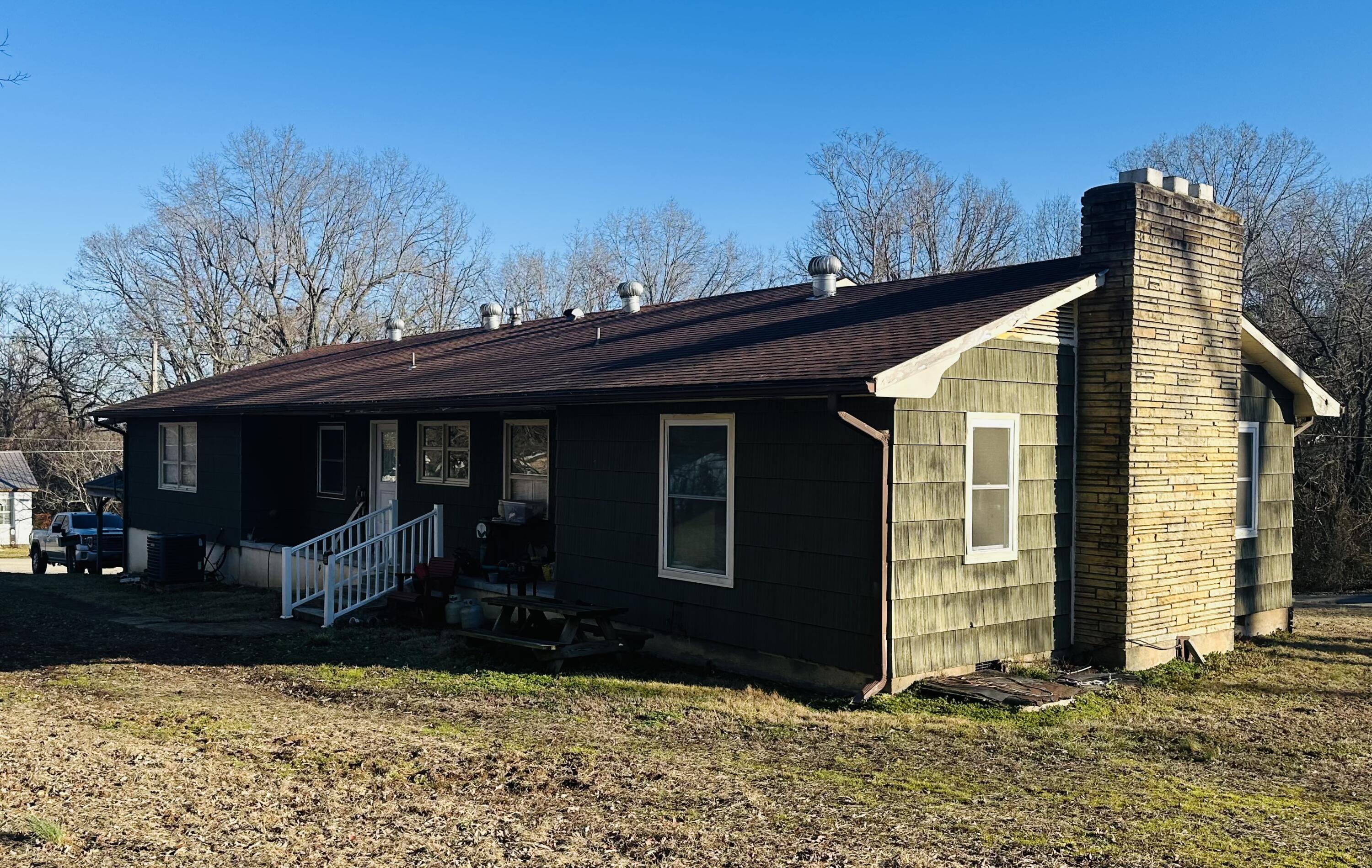 Photo 31 - Residential for sale – 904  Race Street  Thayer, MO