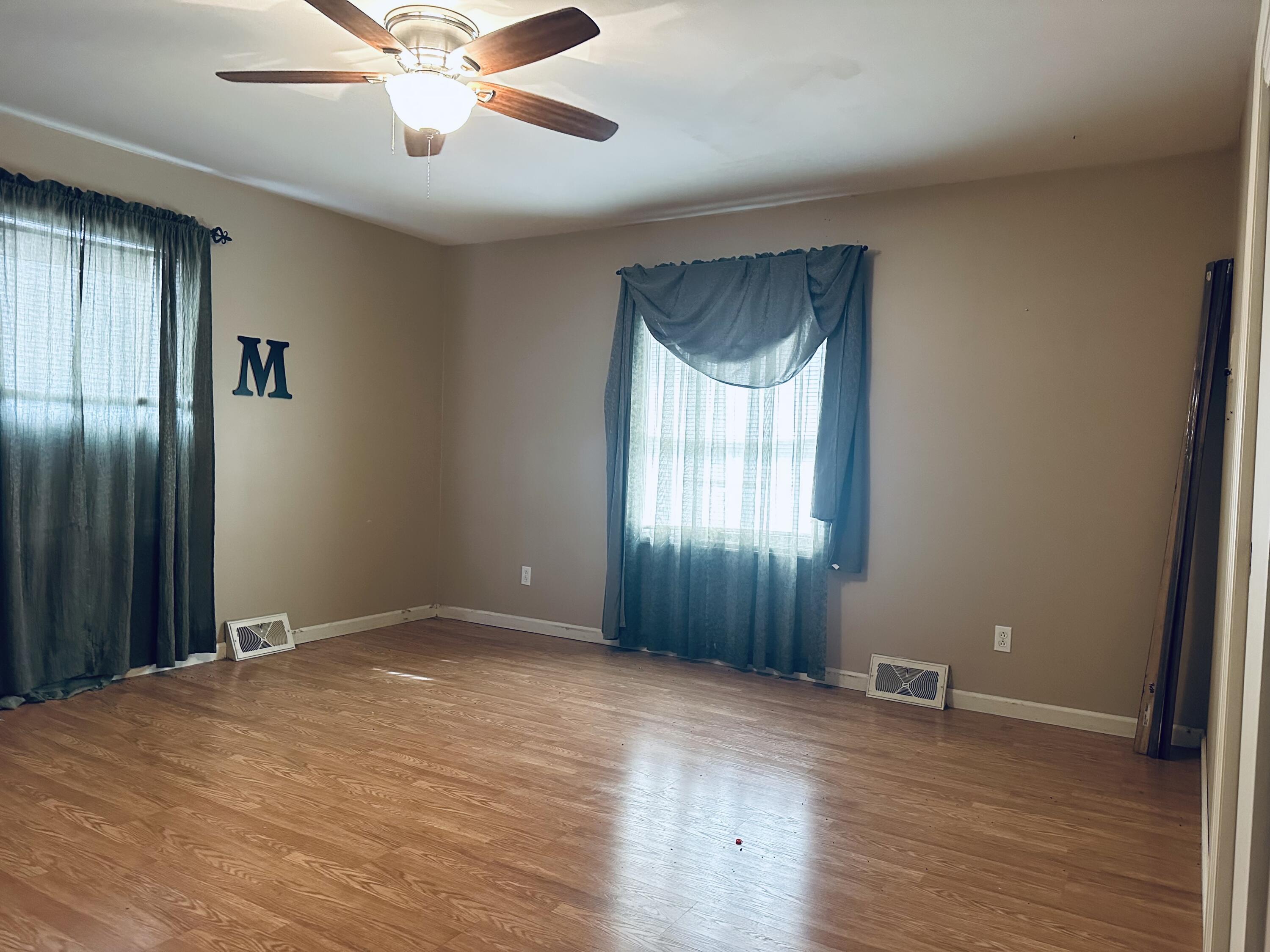 Photo 18 - Residential for sale – 904  Race Street  Thayer, MO