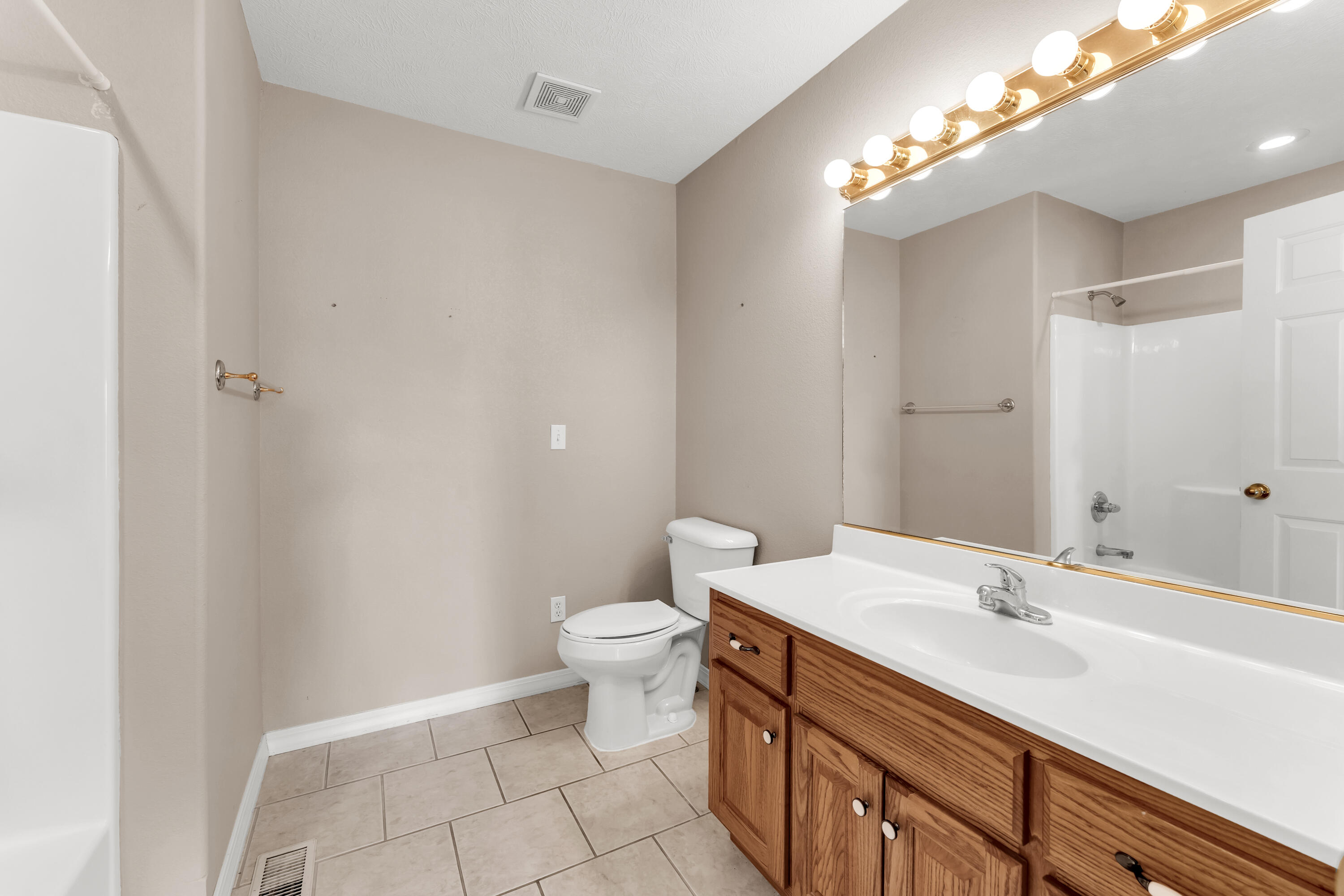 Photo 29 - Residential for sale – 1518 W Stagecoach Court  Nixa, MO