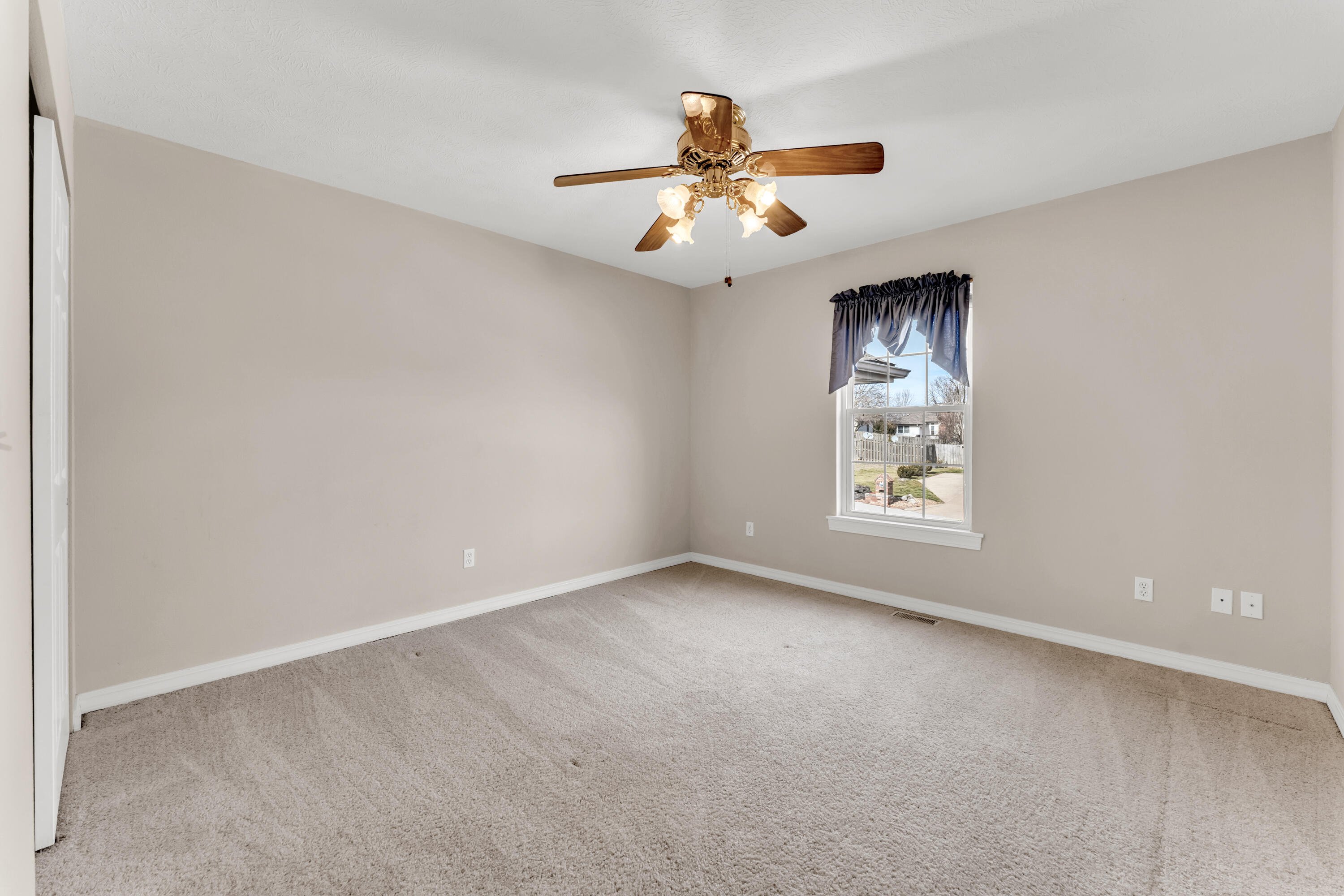 Photo 28 - Residential for sale – 1518 W Stagecoach Court  Nixa, MO