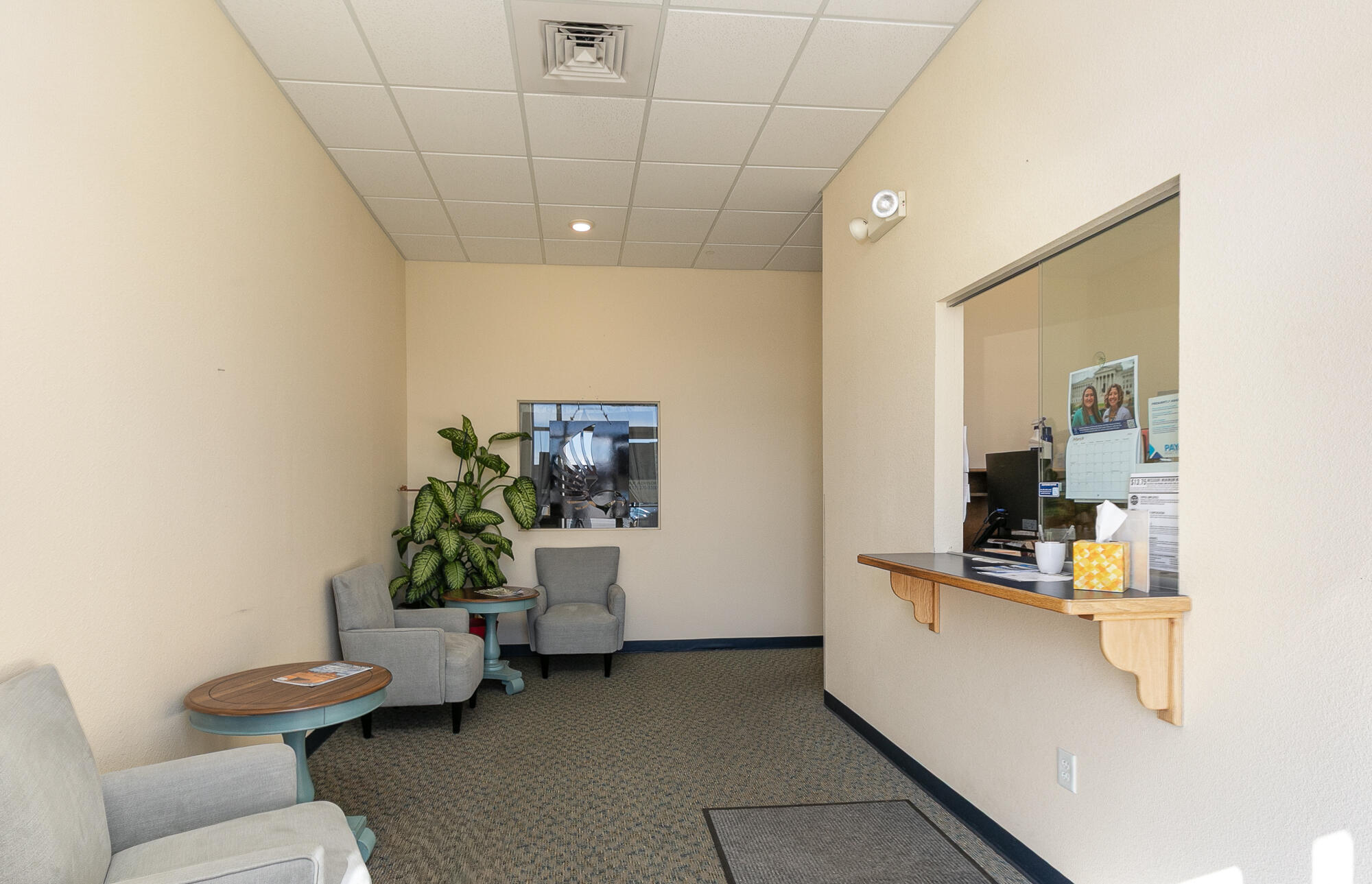 Photo 5 - Commercial Sale for sale – 21  Public Square  Stockton, MO