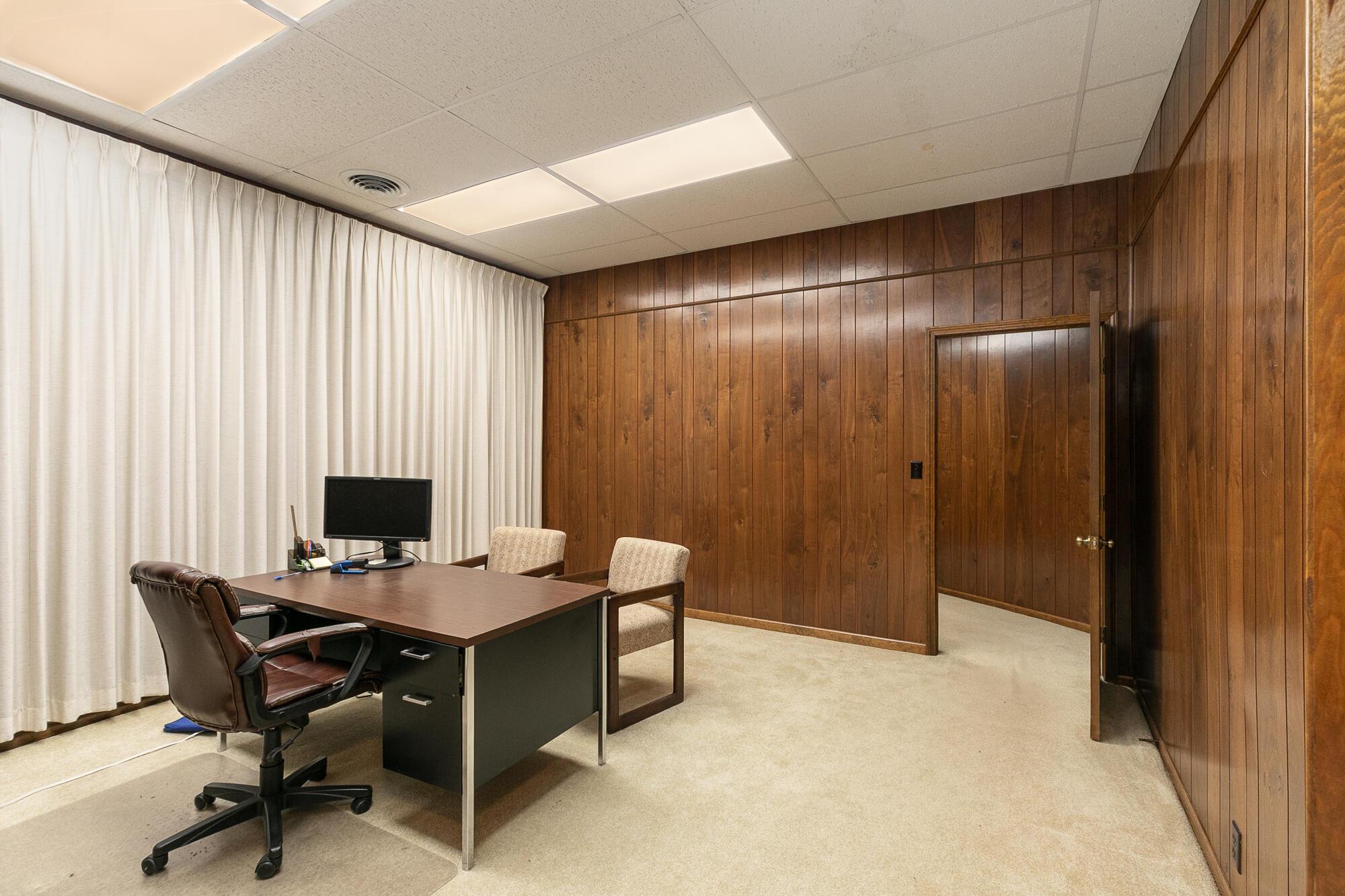 Photo 12 - Commercial Sale for sale – 105 W Cherry Street  Nevada, MO