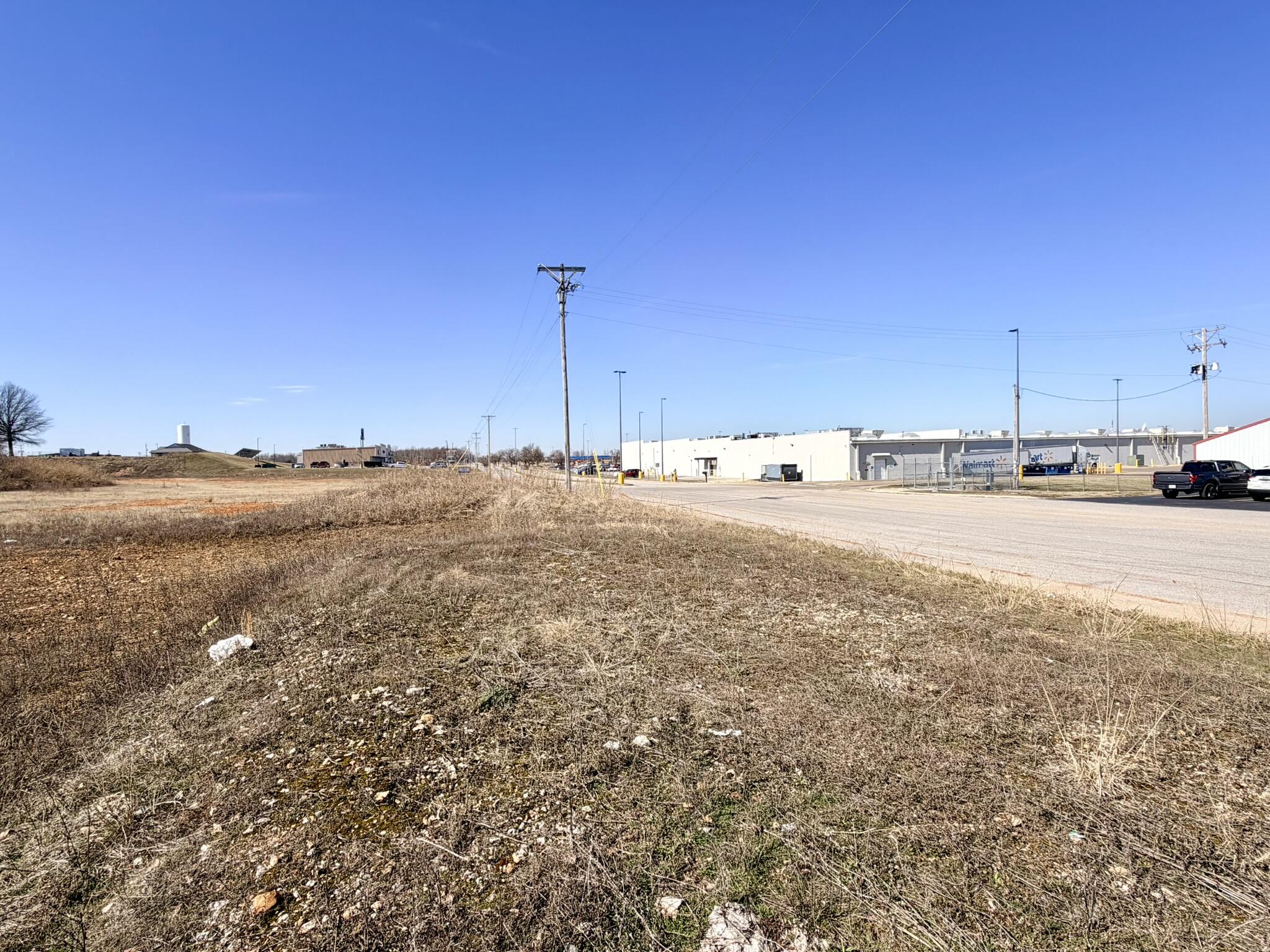 Photo 11 - Commercial Sale for sale – 000 E Dyer   Aurora, MO
