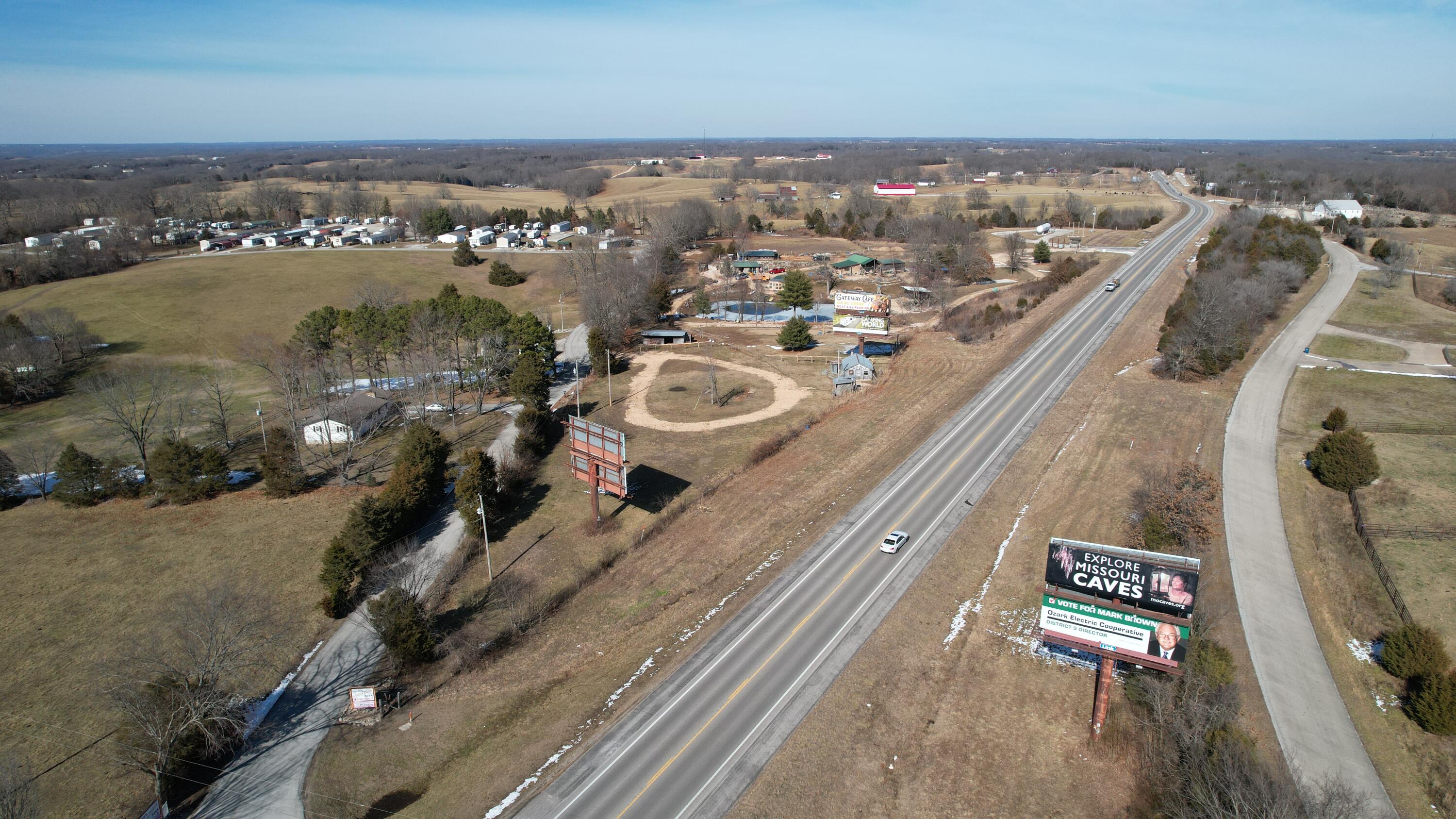 Photo 5 - Commercial Sale for sale – 000  Stones Lane  Spokane, MO