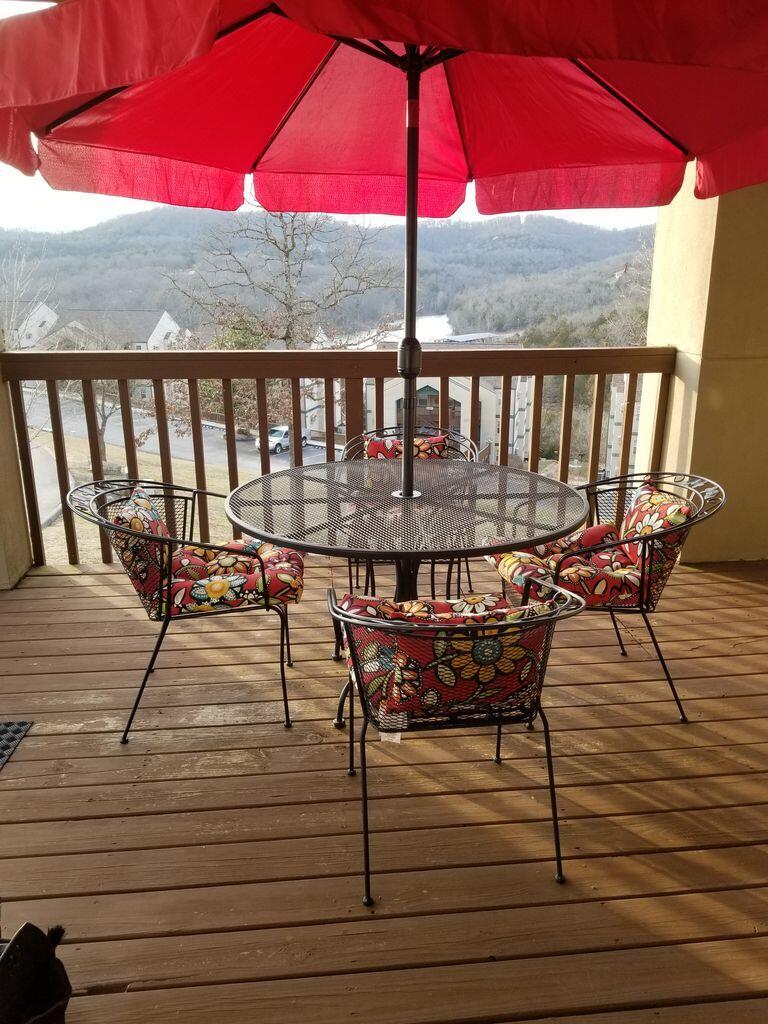 Photo 13 - Residential for sale – 27  Blue Bird Way  Branson, MO