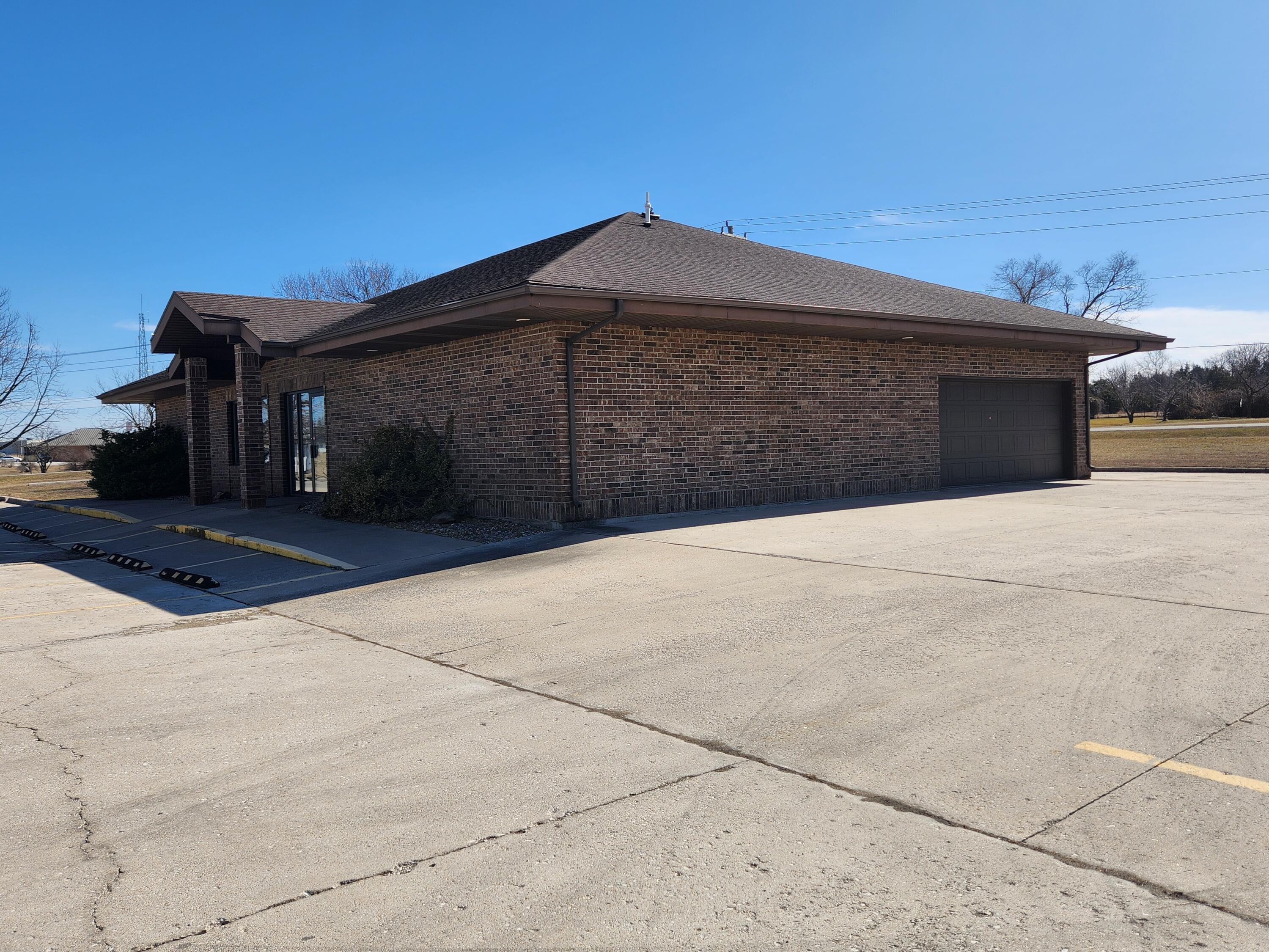 Photo 5 - Commercial Sale for sale – 497  Pomme De Terre Drive  Marshfield, MO
