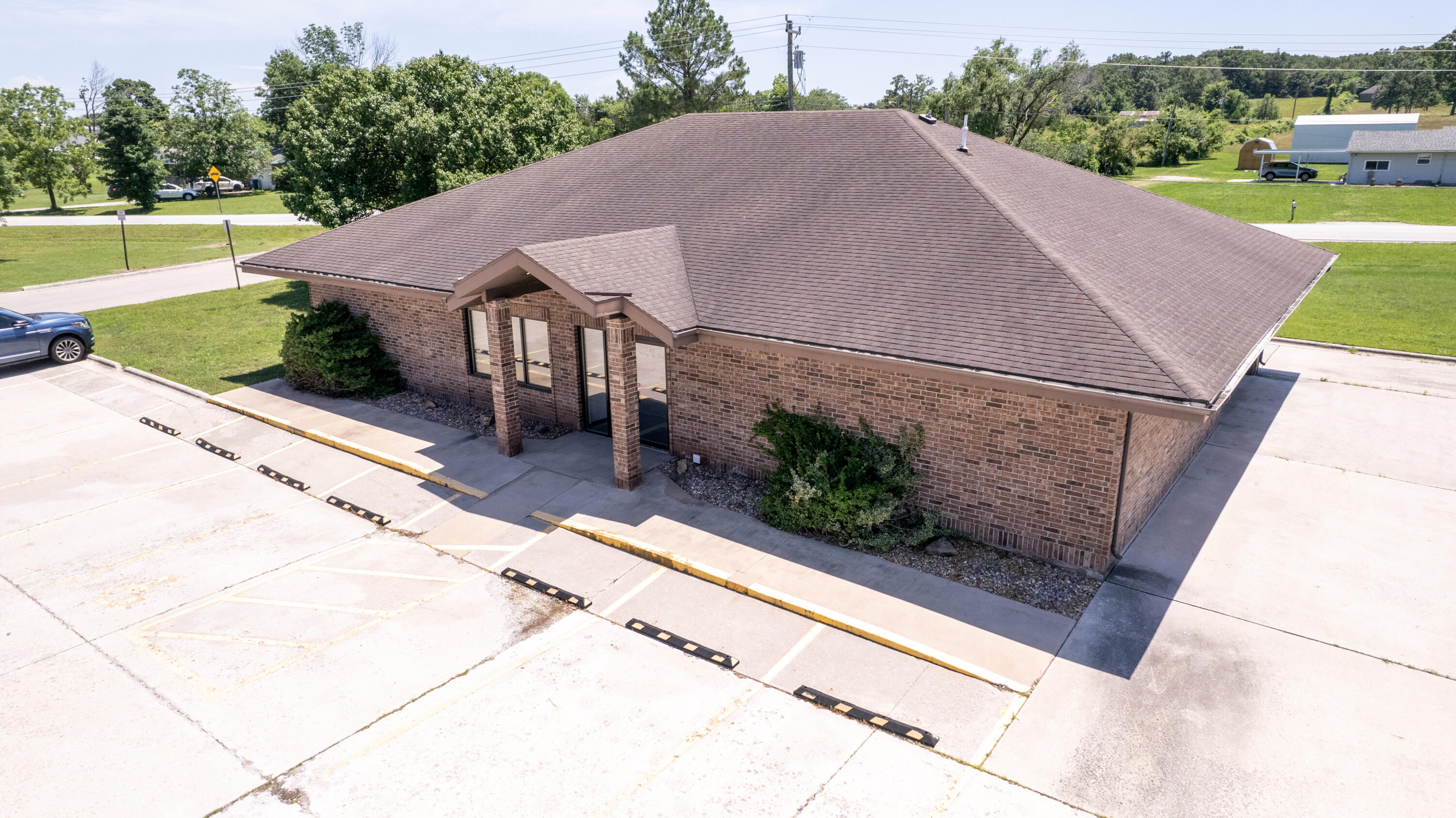 Photo 2 - Commercial Sale for sale – 497  Pomme De Terre Drive  Marshfield, MO