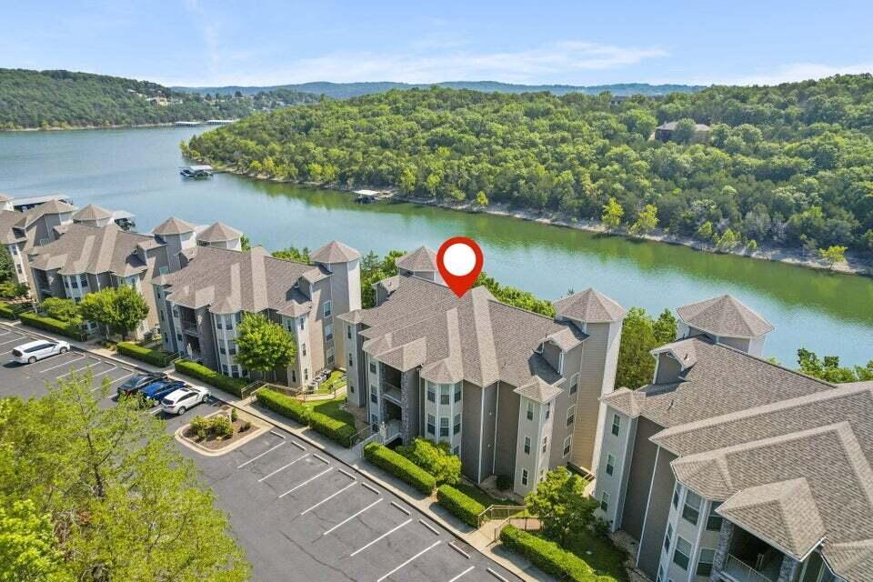 Photo 2 - Residential for sale – 1202  Rocky Shore Terrace  Kimberling City, MO