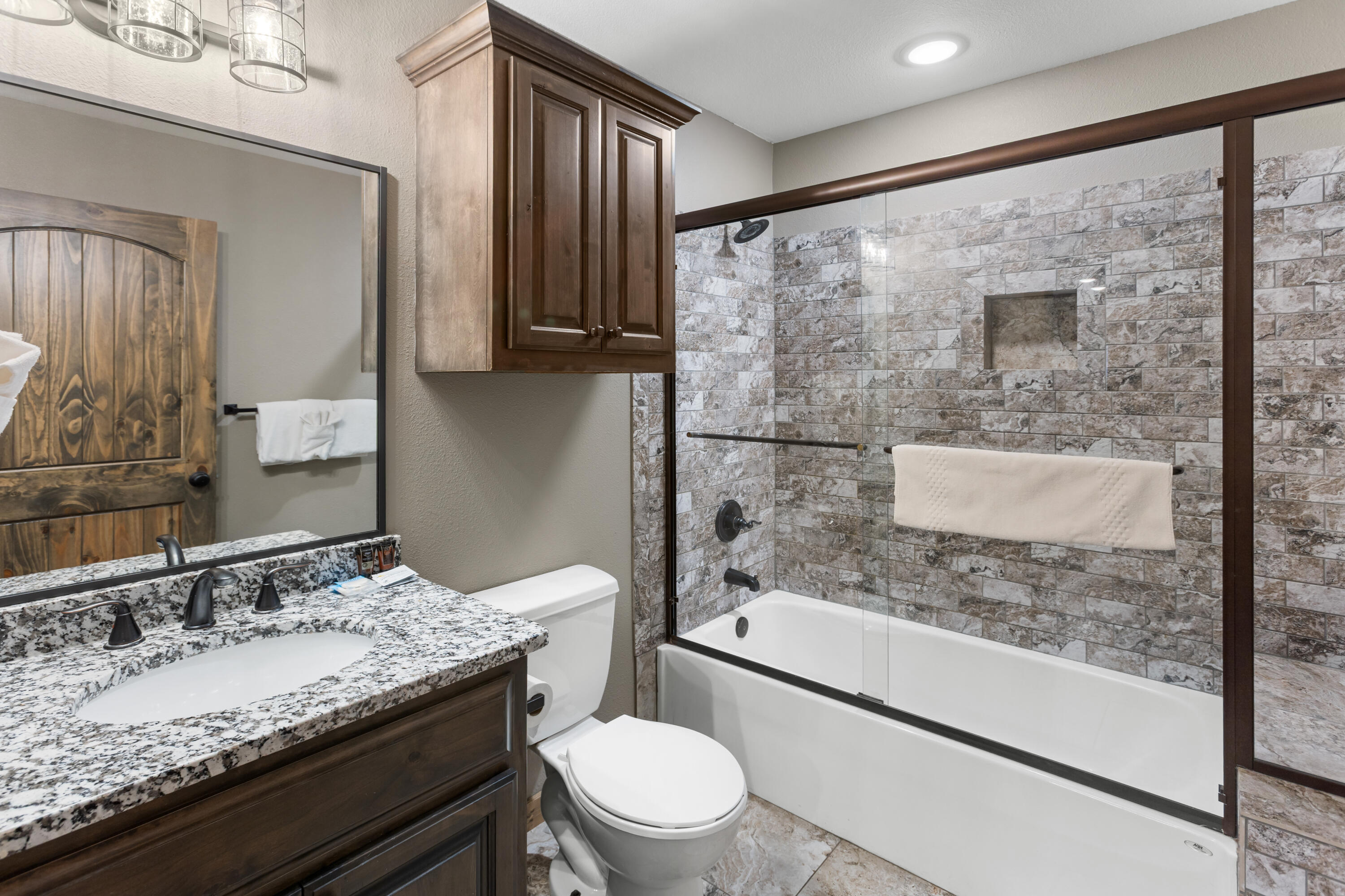 Photo 10 - Residential for sale – 172  Dogwood Park Trail  Branson, MO