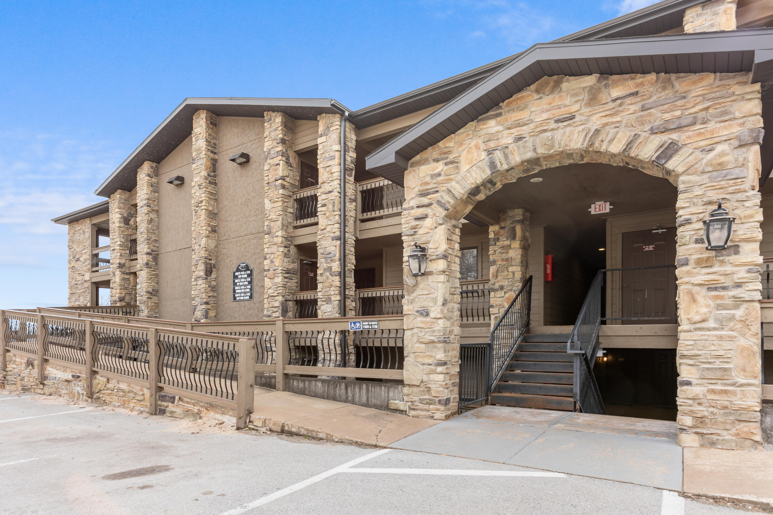 Photo 2 - Residential for sale – 172  Dogwood Park Trail  Branson, MO