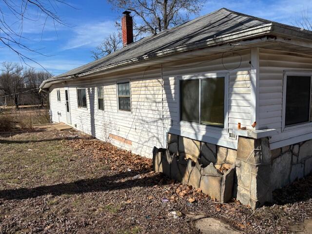 Photo 2 - Residential for sale – 208 E 4th Street  Willow Springs, MO