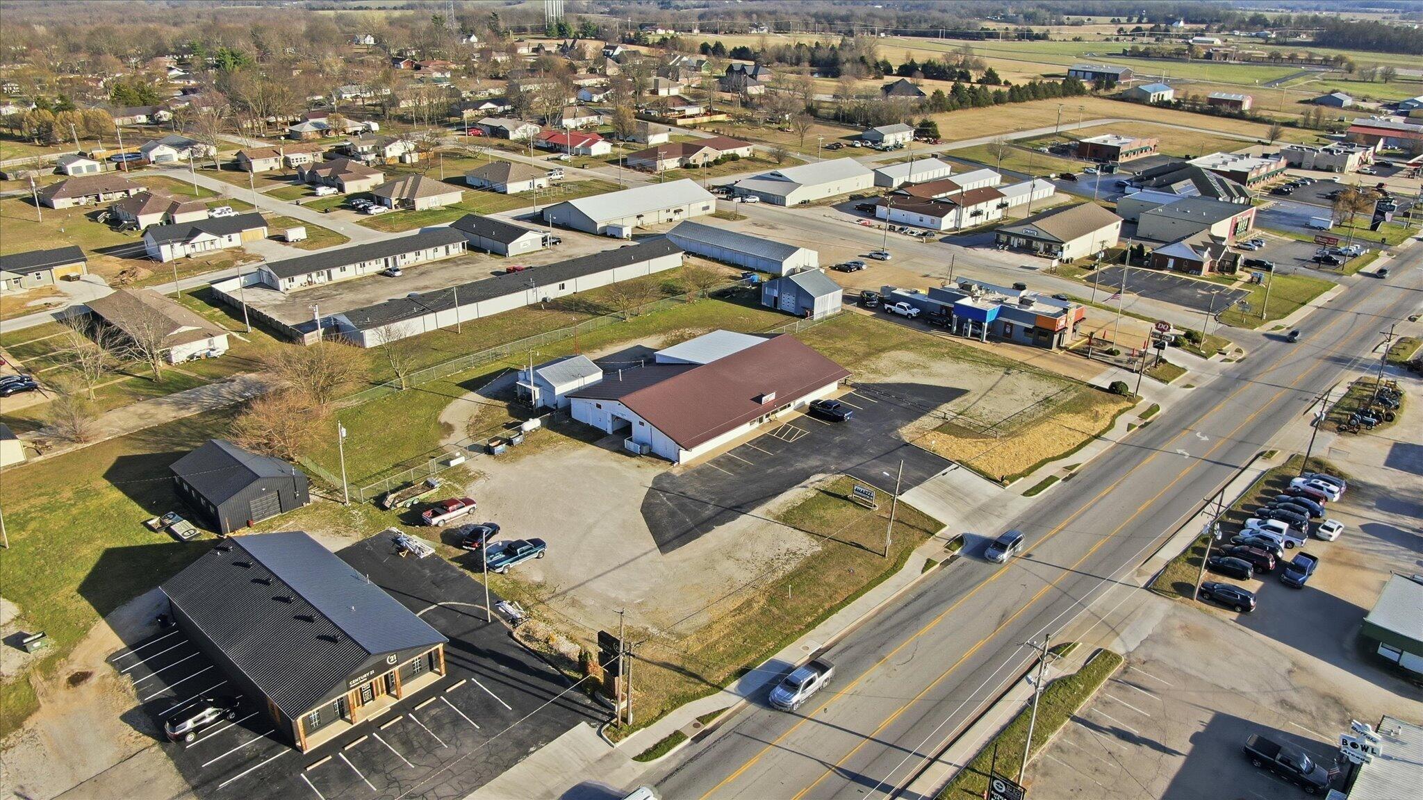 Photo 2 - Commercial Sale for sale – 846 S Ash Street  Buffalo, MO