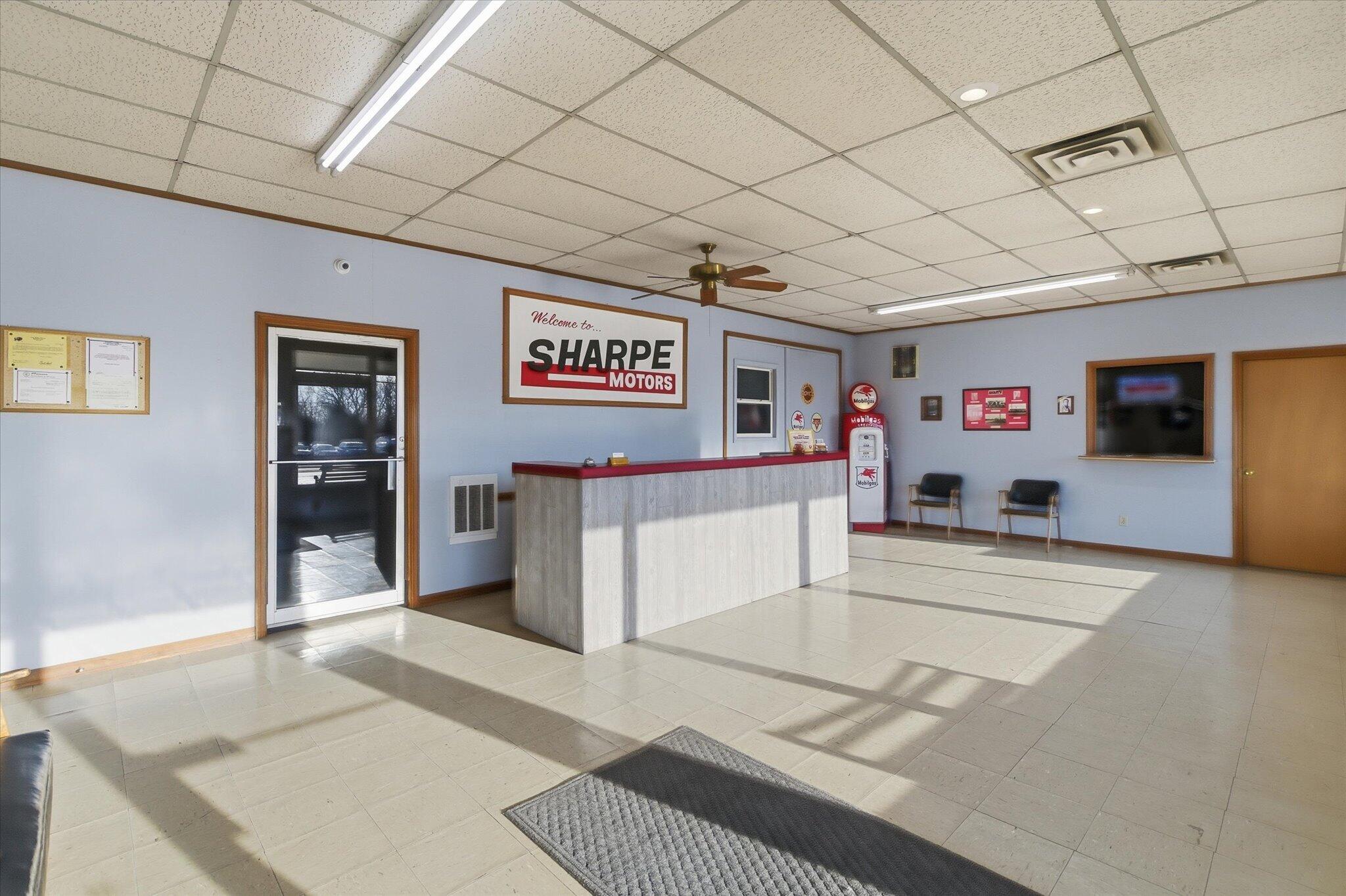 Photo 5 - Commercial Sale for sale – 846 S Ash Street  Buffalo, MO