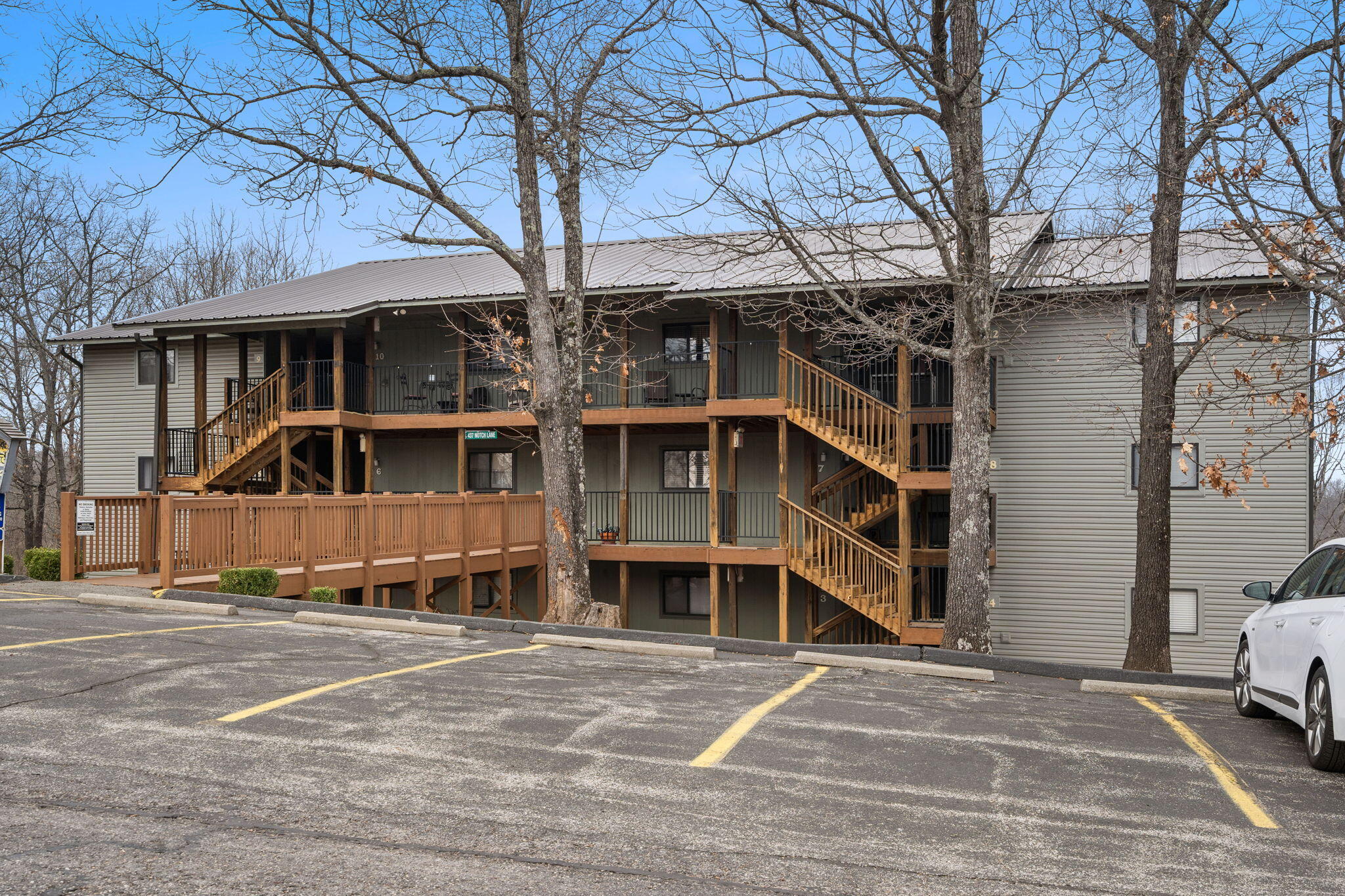 Photo 2 - Residential for sale – 437  Notch Lane  Branson West, MO