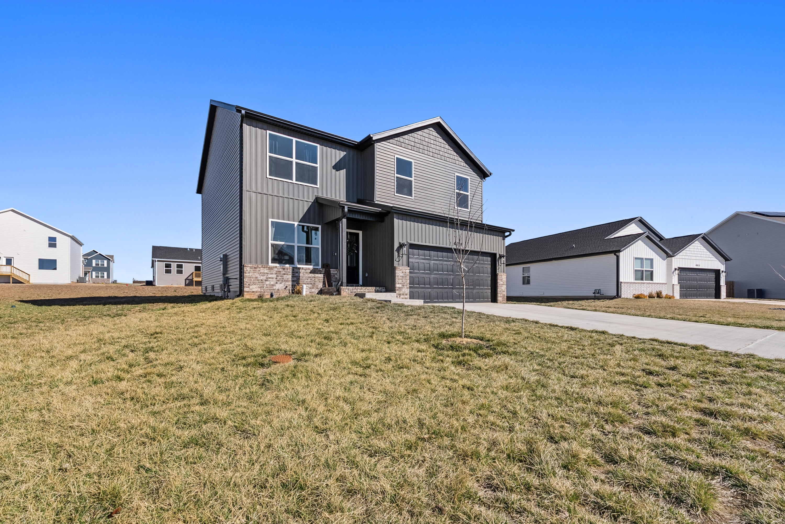 Photo 5 - Residential for sale – 479 S Summit Drive  Willard, MO