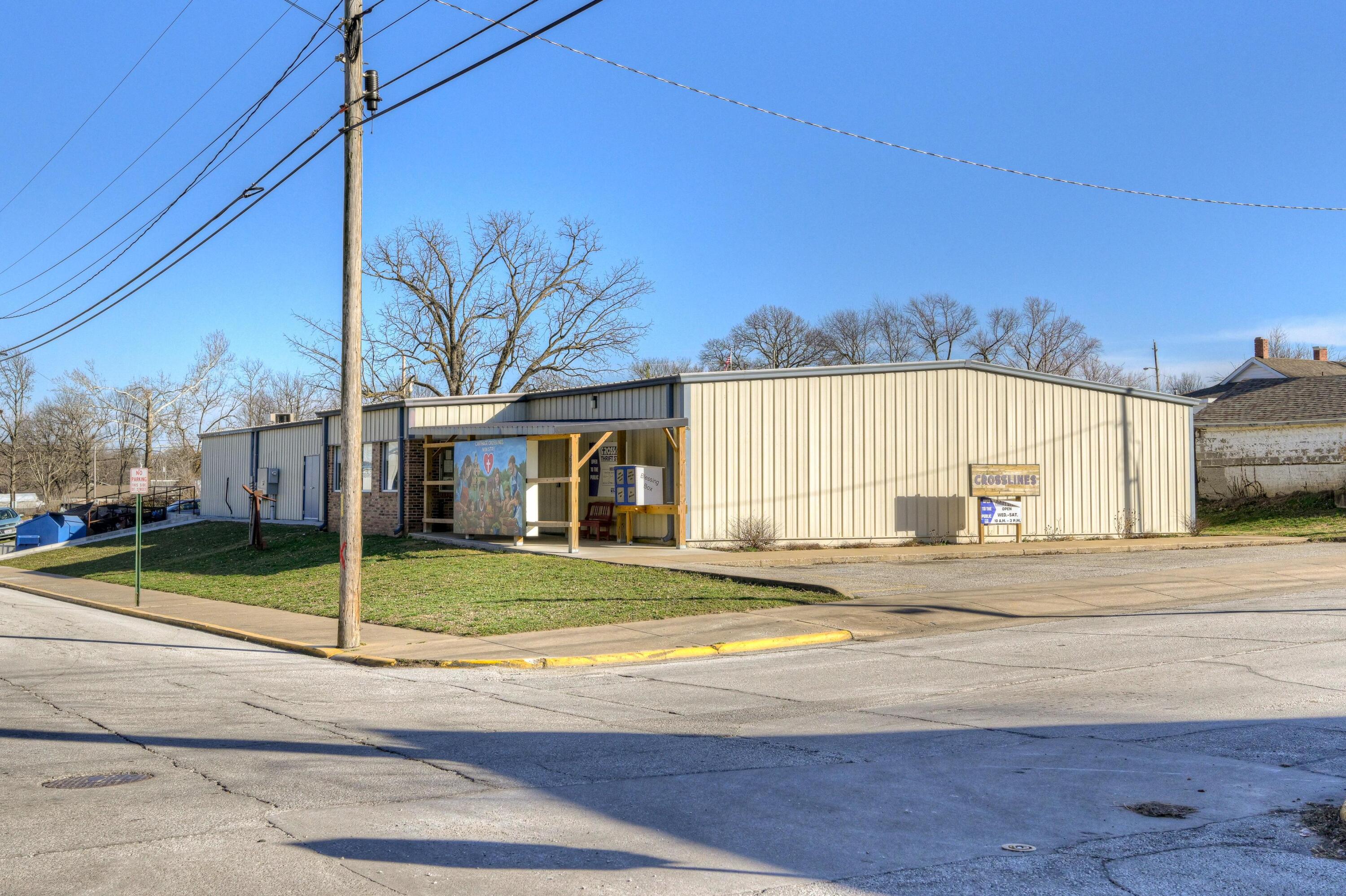 Photo 4 - Commercial Sale for sale – 600 E 6th Street  Carthage, MO