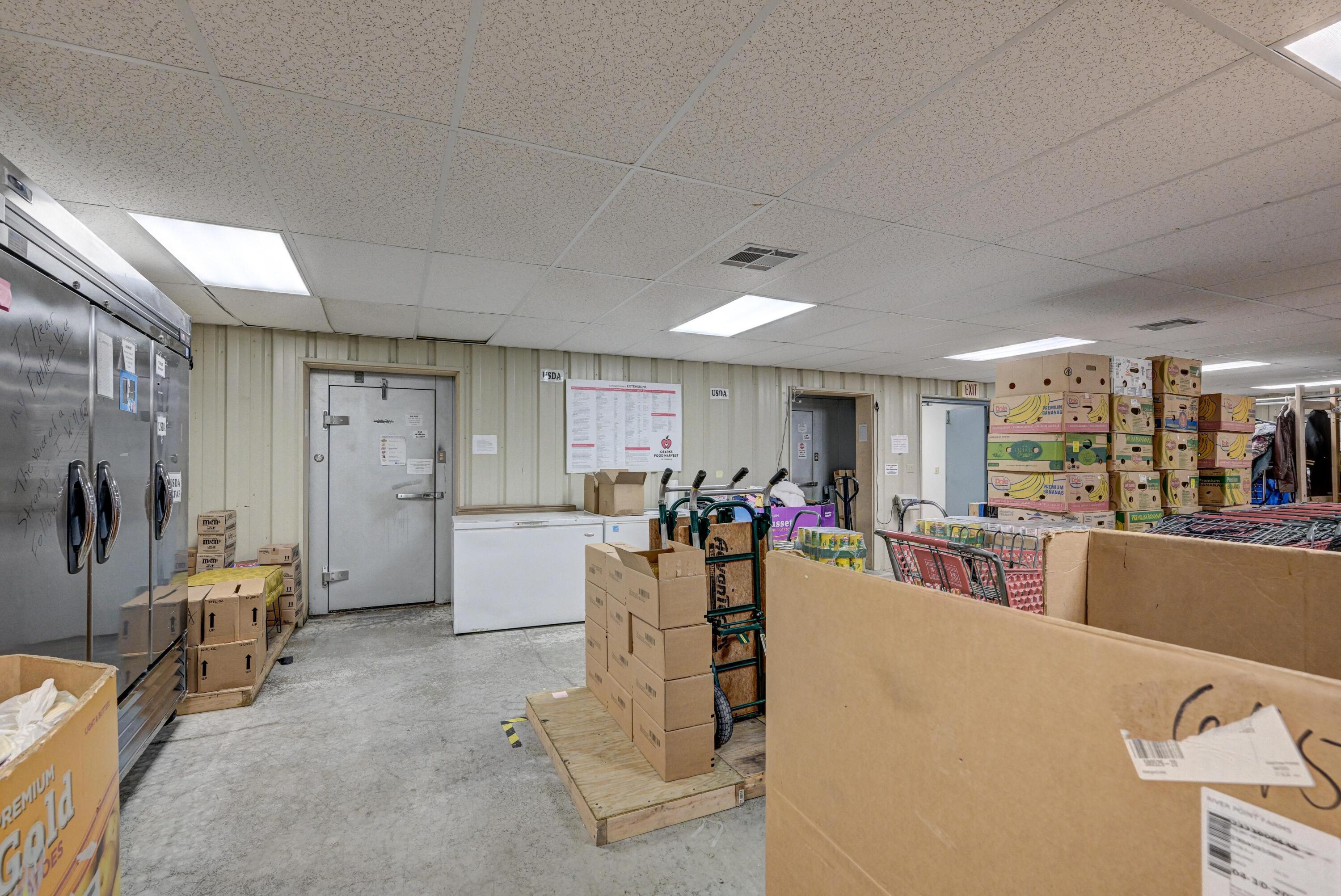 Photo 36 - Commercial Sale for sale – 600 E 6th Street  Carthage, MO