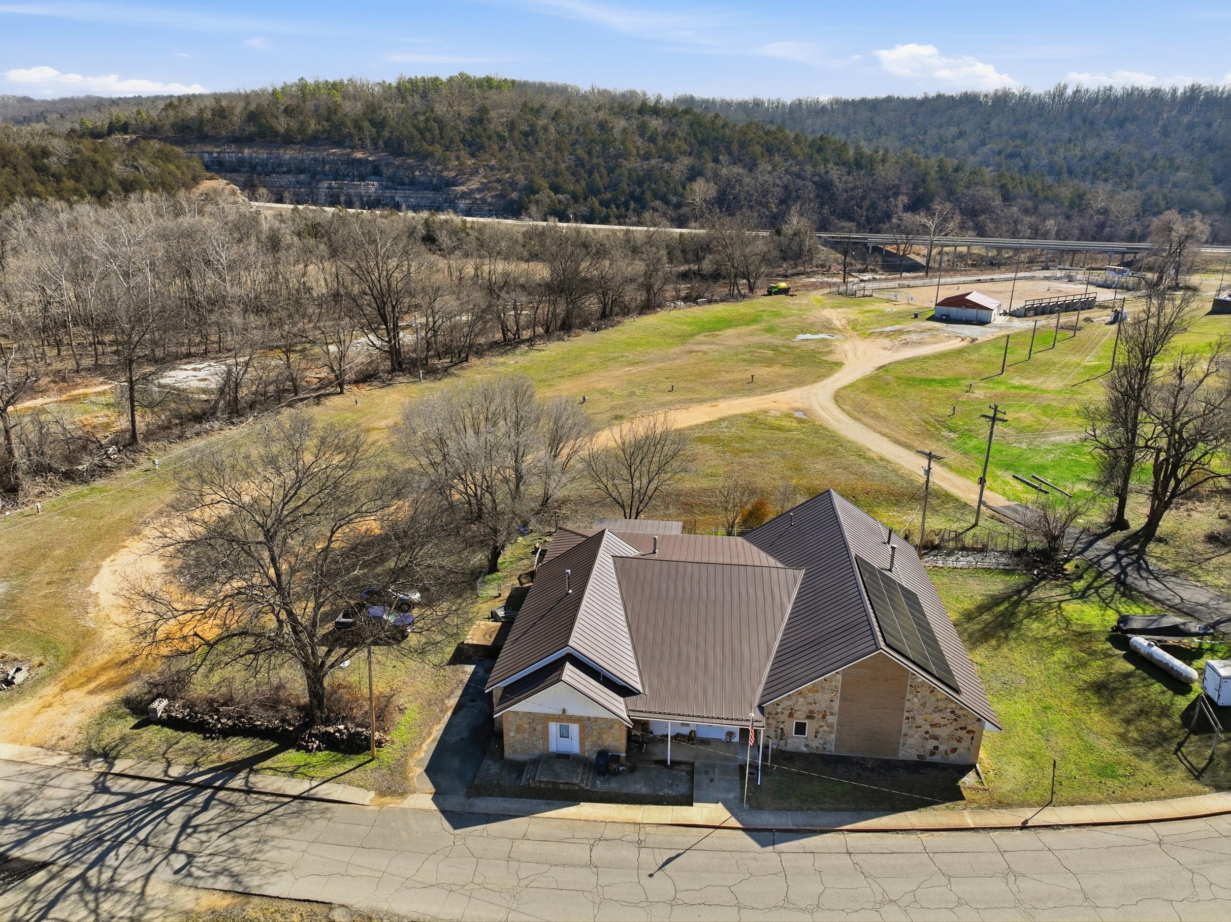 Photo 3 - Residential for sale – 190 W Main Street  Gainesville, MO