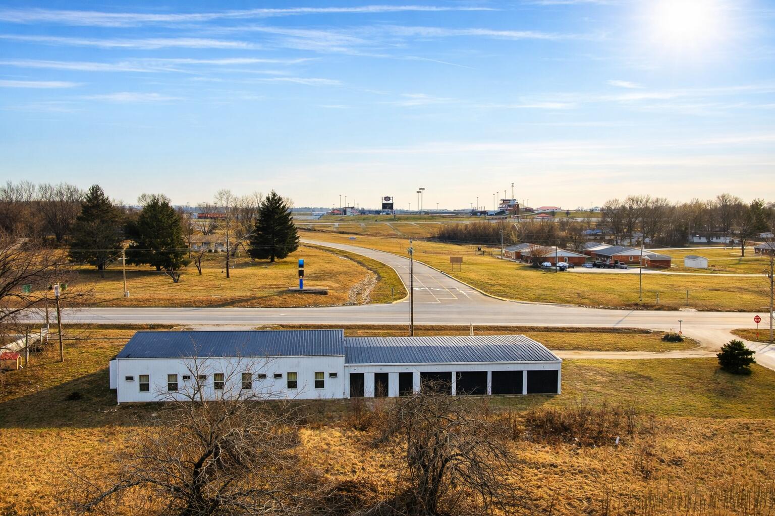 Photo 3 - Commercial Sale for sale – 19265  U.S-54   Wheatland, MO