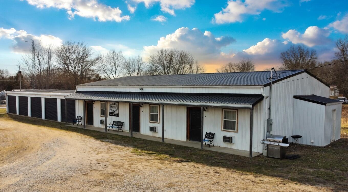 Commercial Sale for sale – 19265  U.S-54   Wheatland, MO