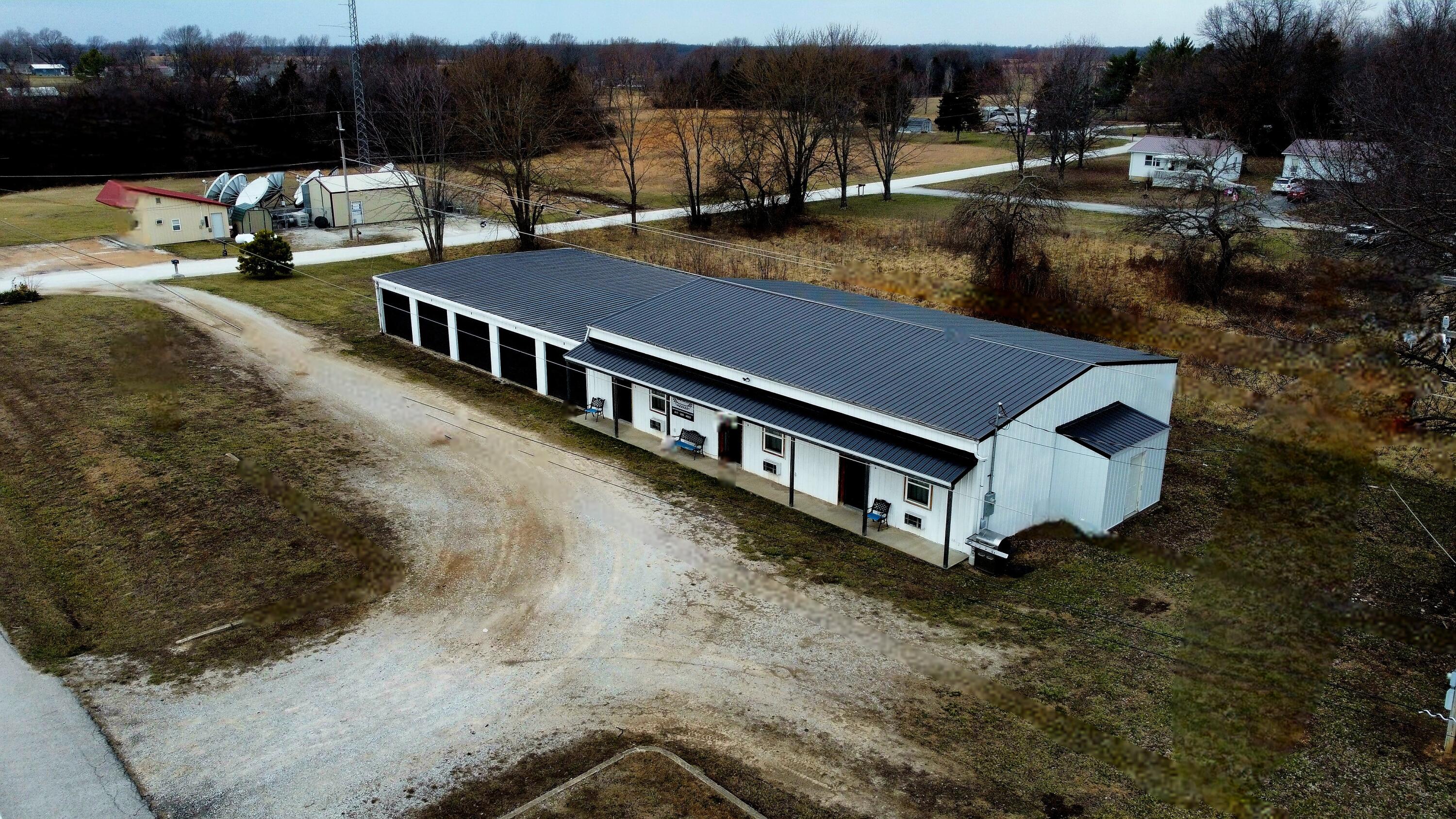 Photo 4 - Commercial Sale for sale – 19265  U.S-54   Wheatland, MO