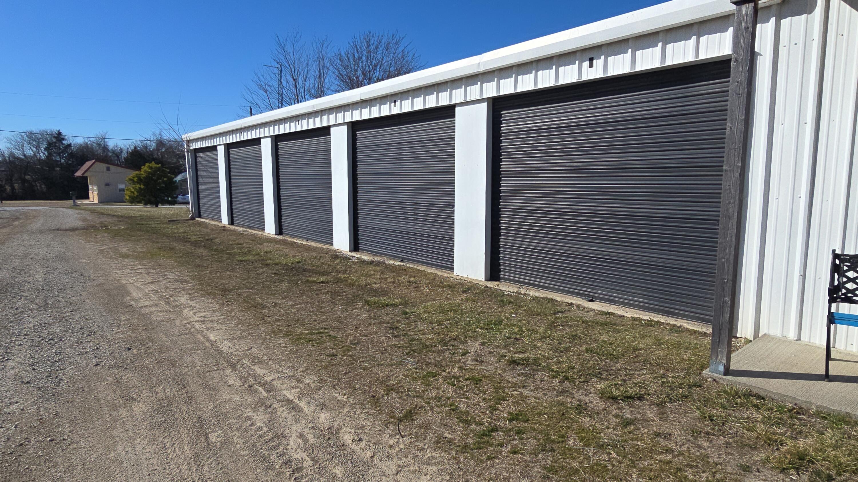 Photo 13 - Commercial Sale for sale – 19265  U.S-54   Wheatland, MO