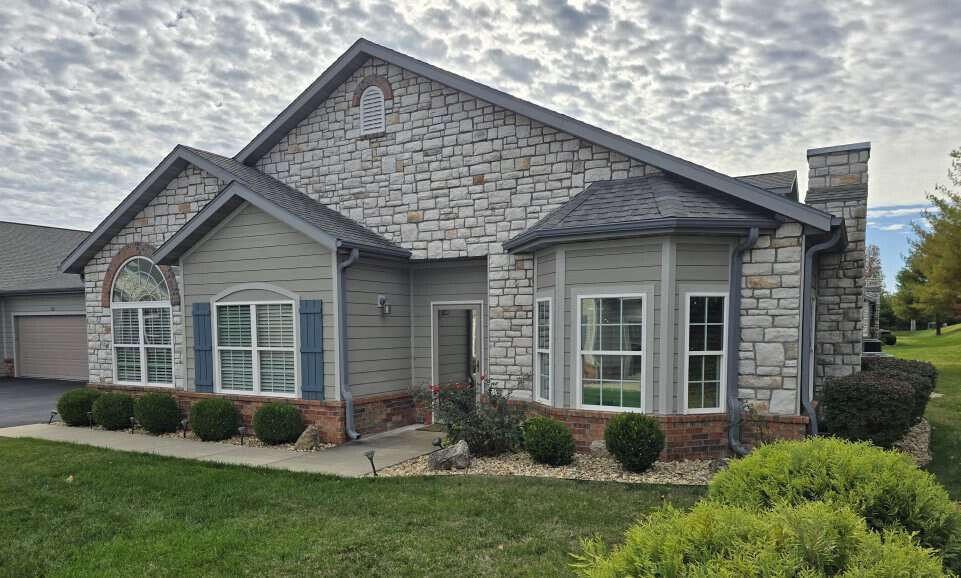 Photo 2 - Residential for sale – 152  Rue De Villas Circle  Branson, MO