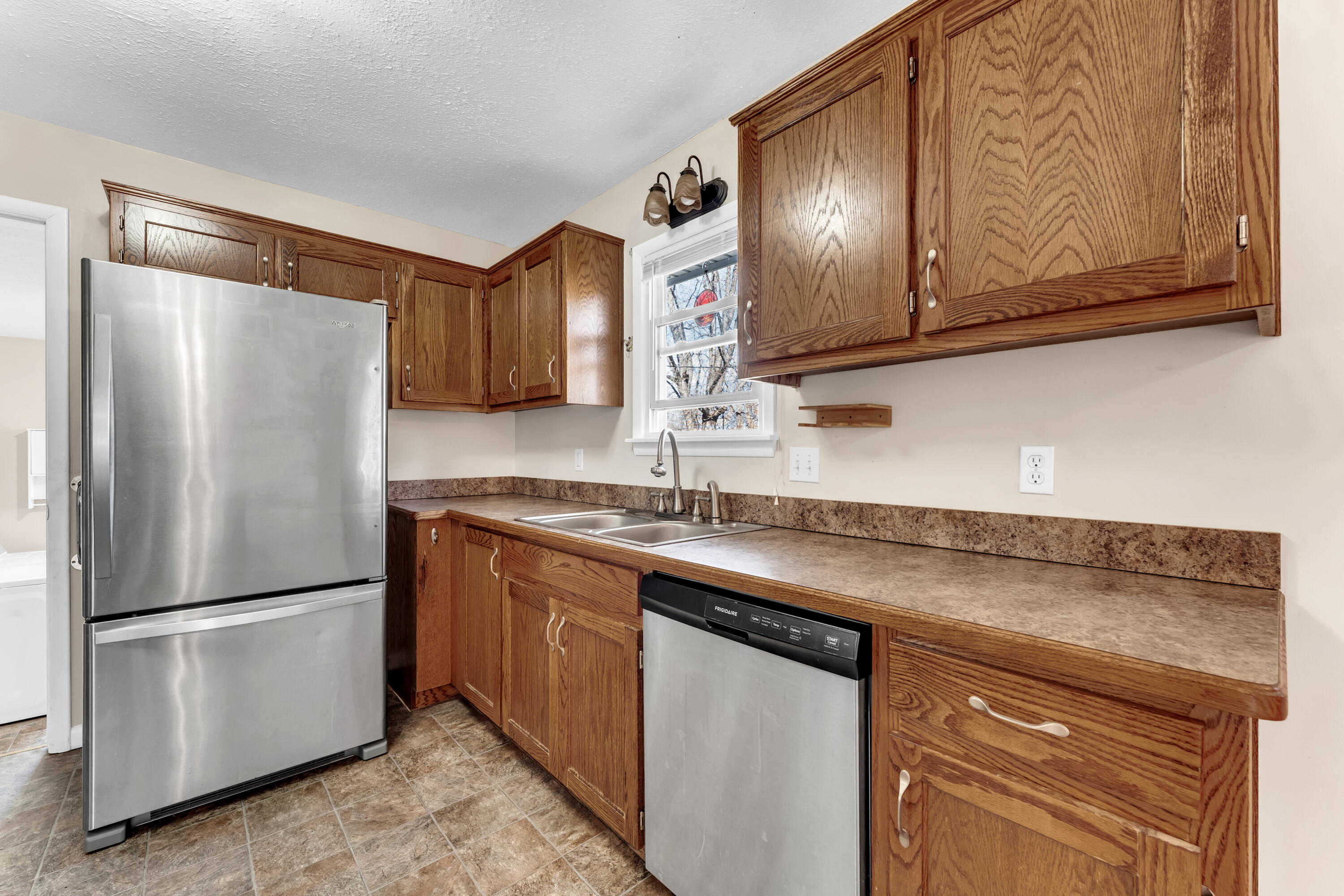 Photo 8 - Residential for sale – 604 S Main Street  Jasper, MO