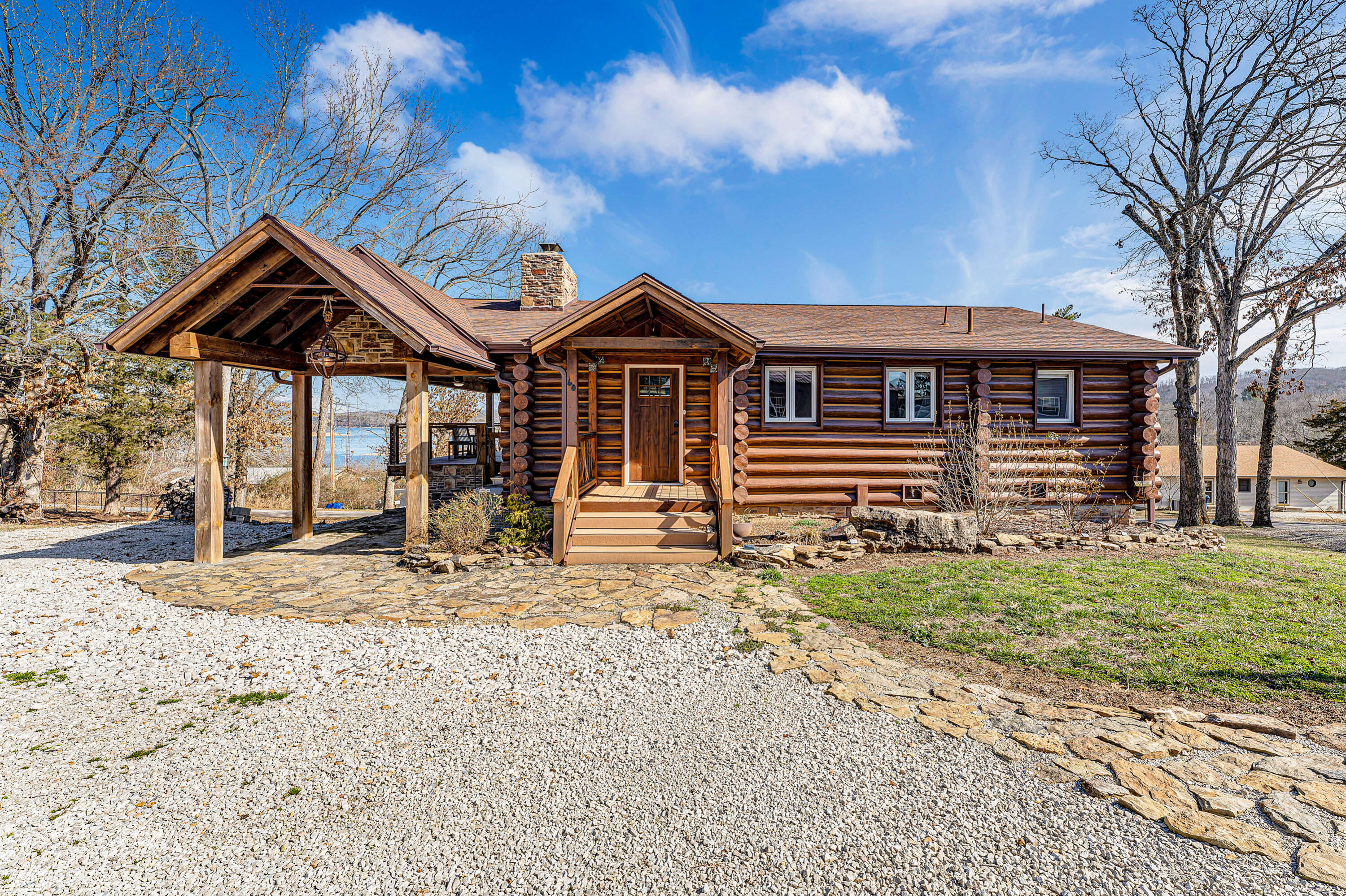 Residential for sale – 60  Chad Road  Galena, MO