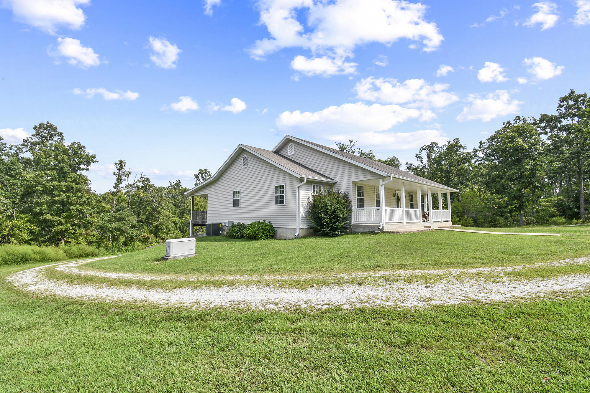 Photo 4 - Residential for sale – 7994  Highway F   Hartville, MO