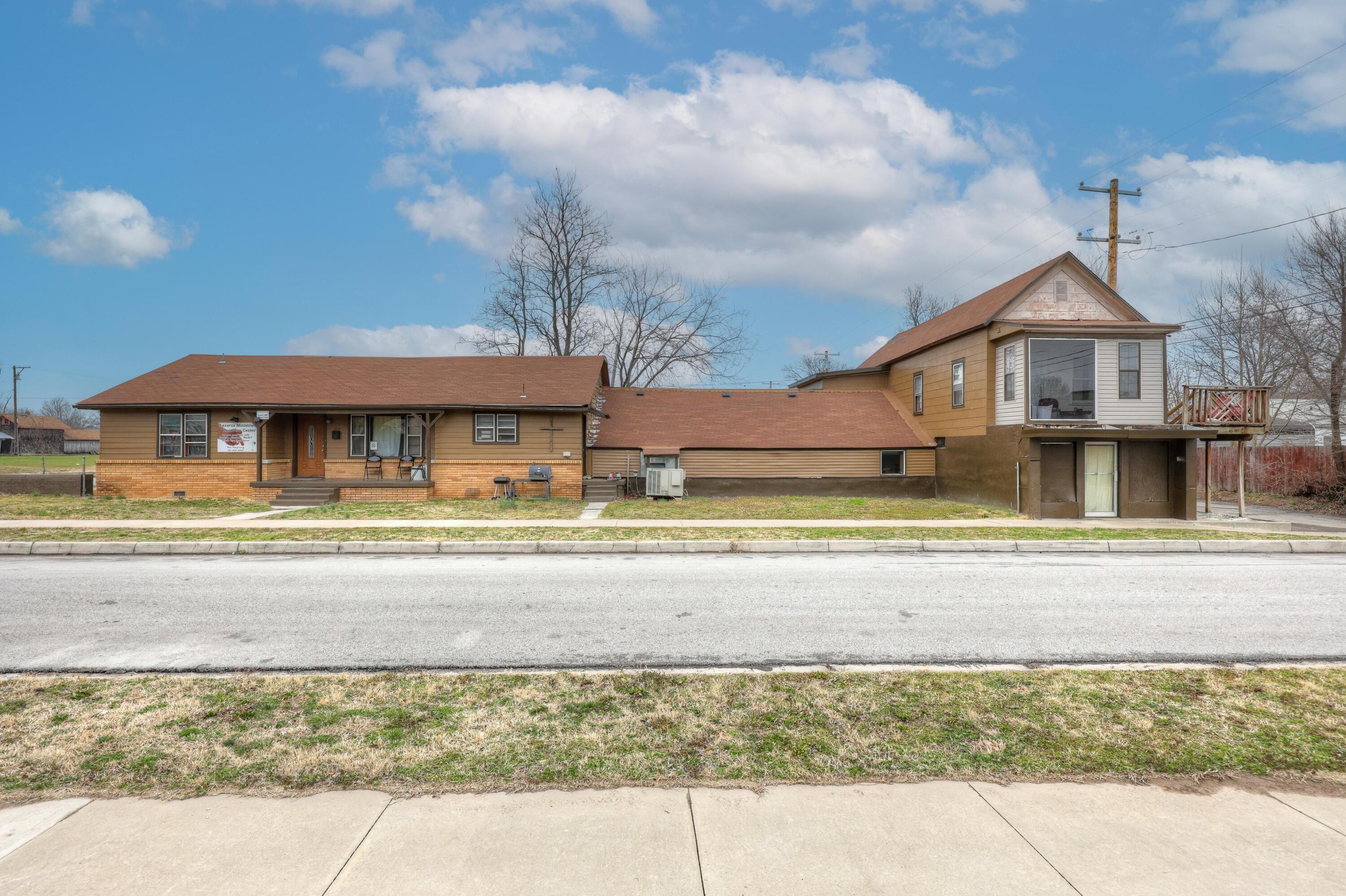Photo 2 - Residential Income for sale – 615/617 W 21st Street  Joplin, MO