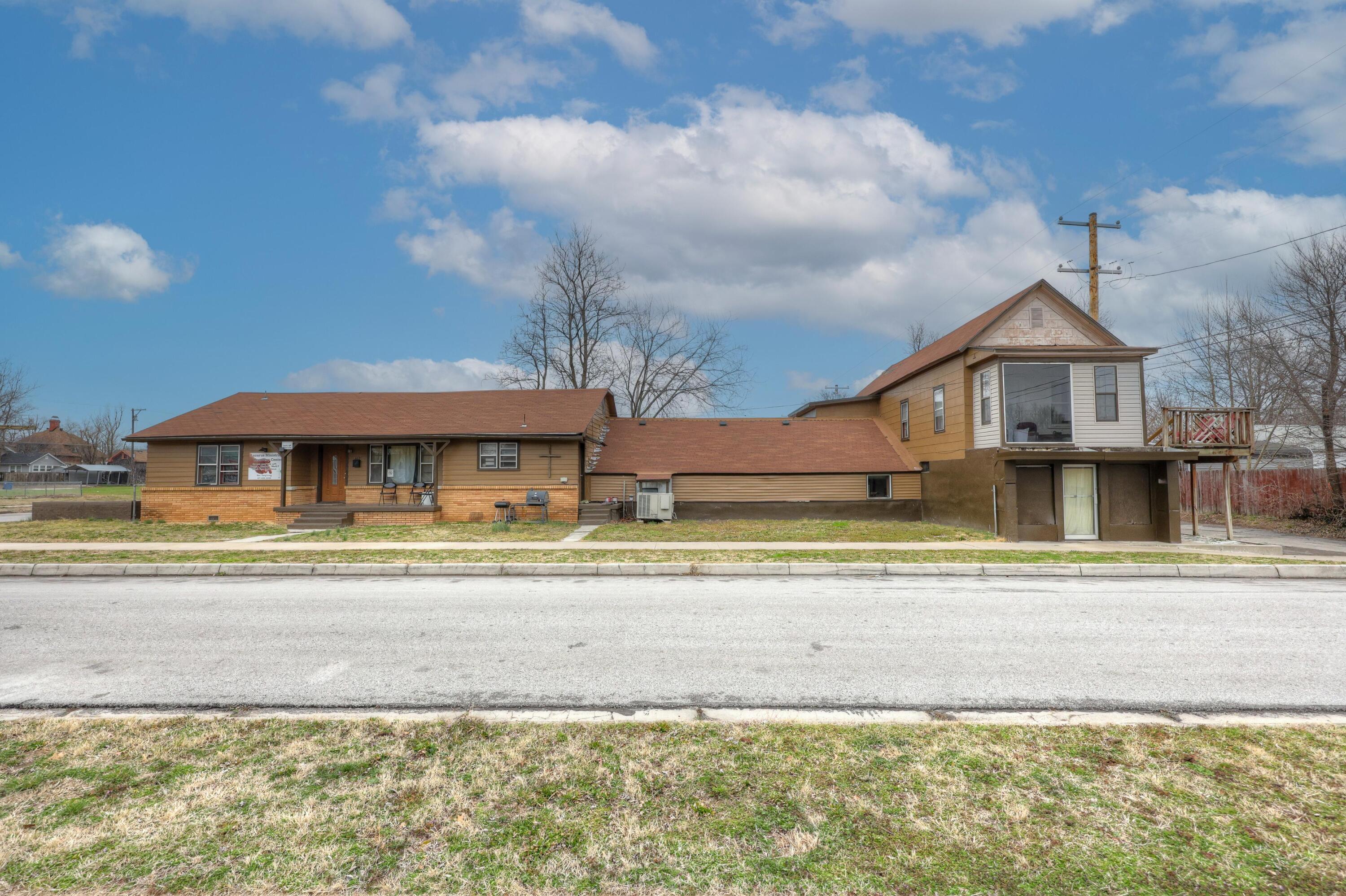 Photo 4 - Residential Income for sale – 615/617 W 21st Street  Joplin, MO