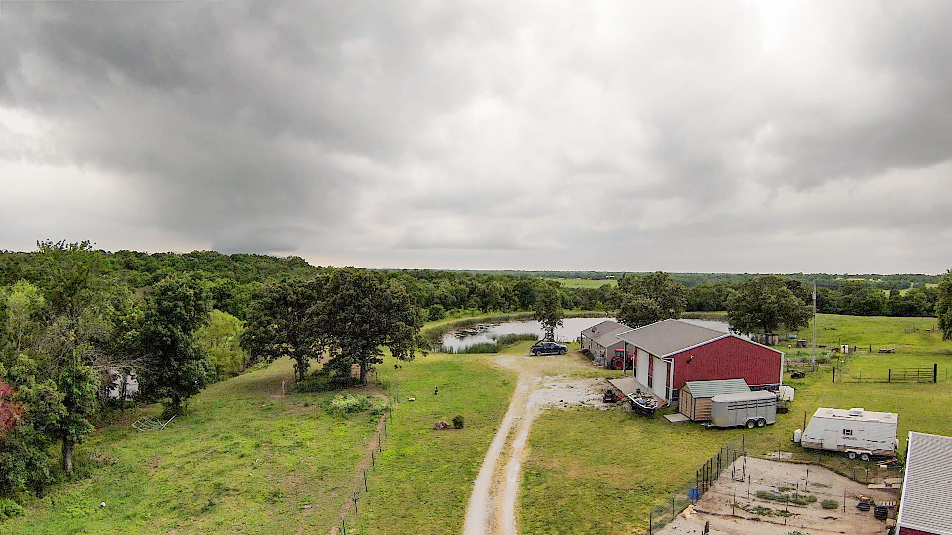 Farm for sale – 463b NE 88th Lane  Lamar, MO