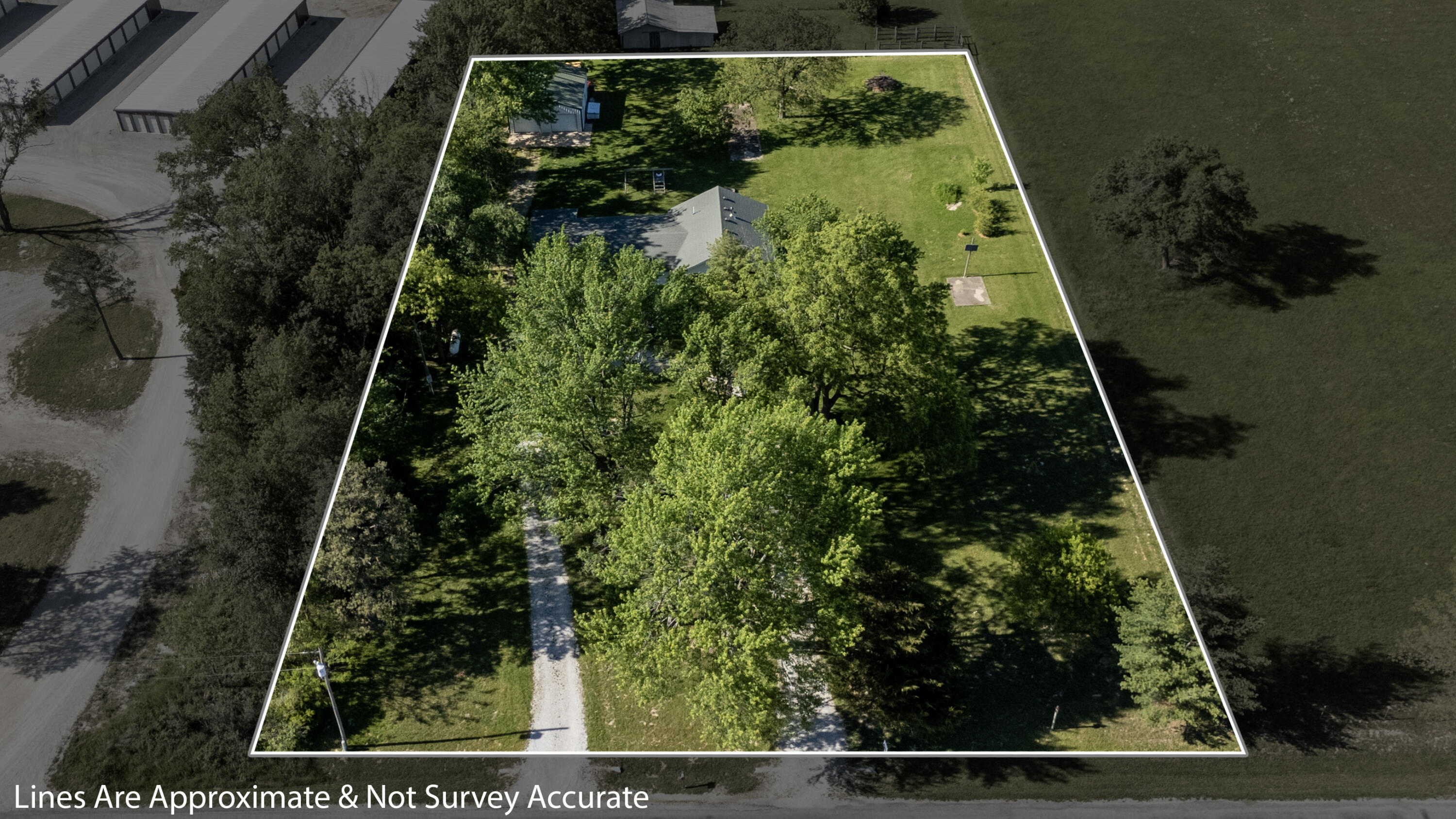 Photo 22 - Residential for sale – 9125  Farm Road 2140   Cassville, MO