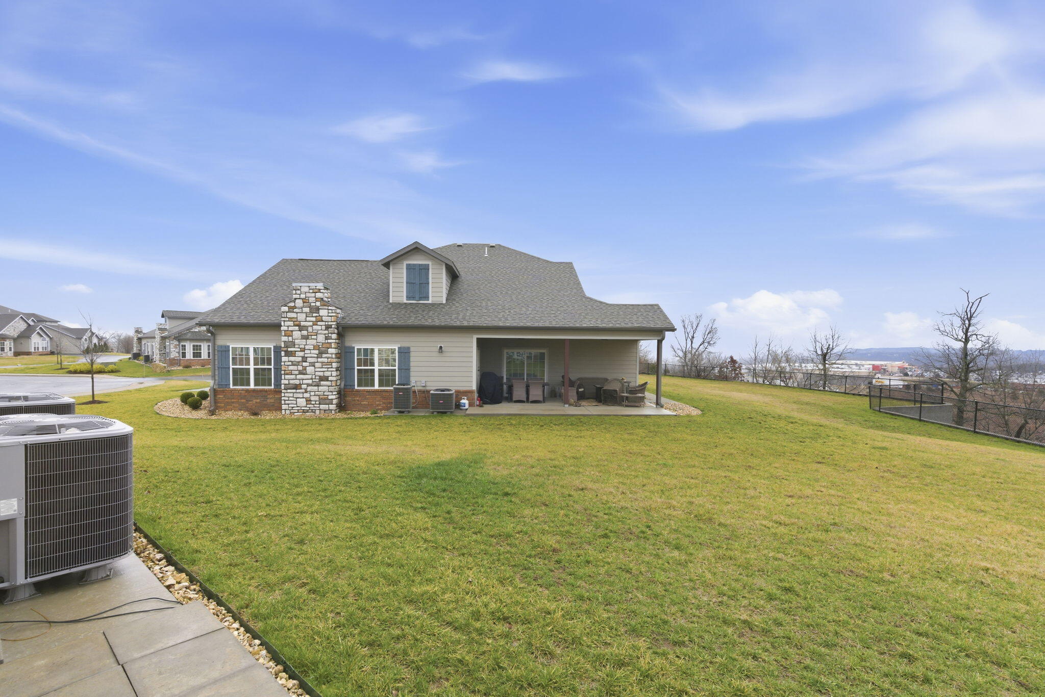 Photo 4 - Residential for sale – 126  Rue De Villas Circle  Branson, MO