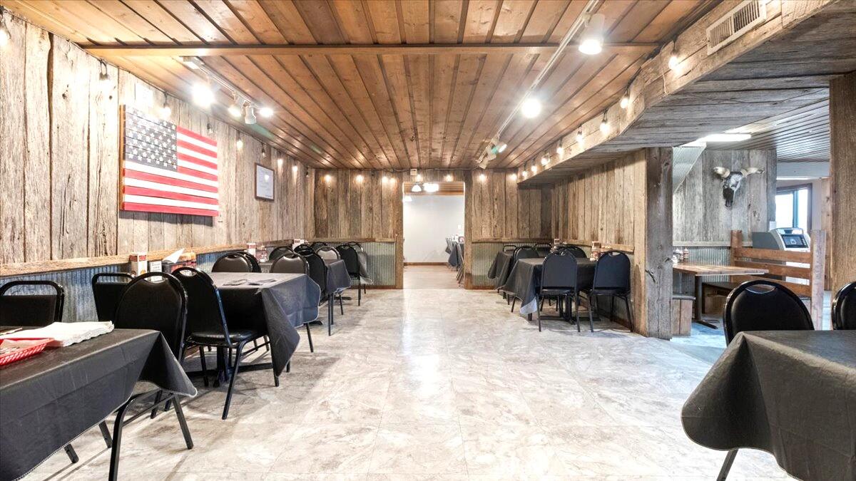 Photo 11 - Commercial Sale for sale – 1027  Porter Wagoner Boulevard  West Plains, MO