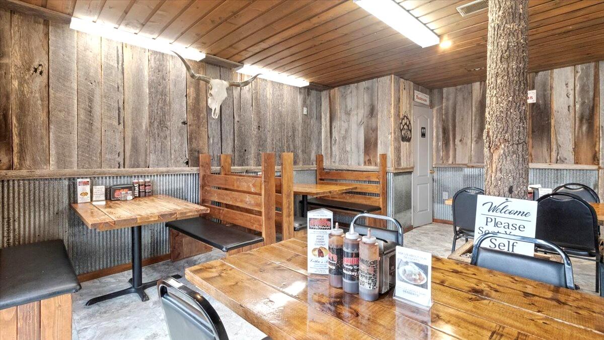 Photo 4 - Commercial Sale for sale – 1027  Porter Wagoner Boulevard  West Plains, MO