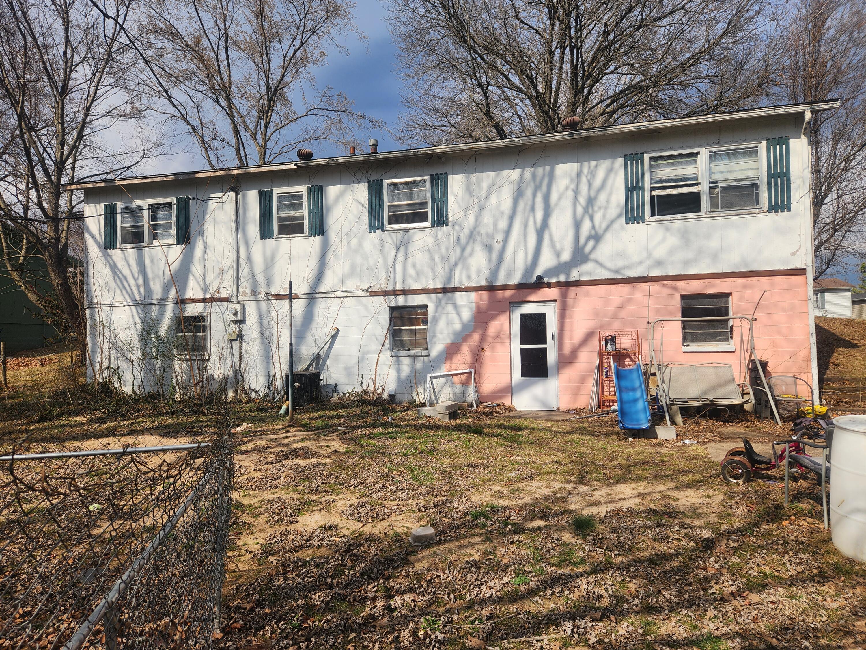 Photo 12 - Residential for sale – 1431  Greenwood Boulevard  Neosho, MO