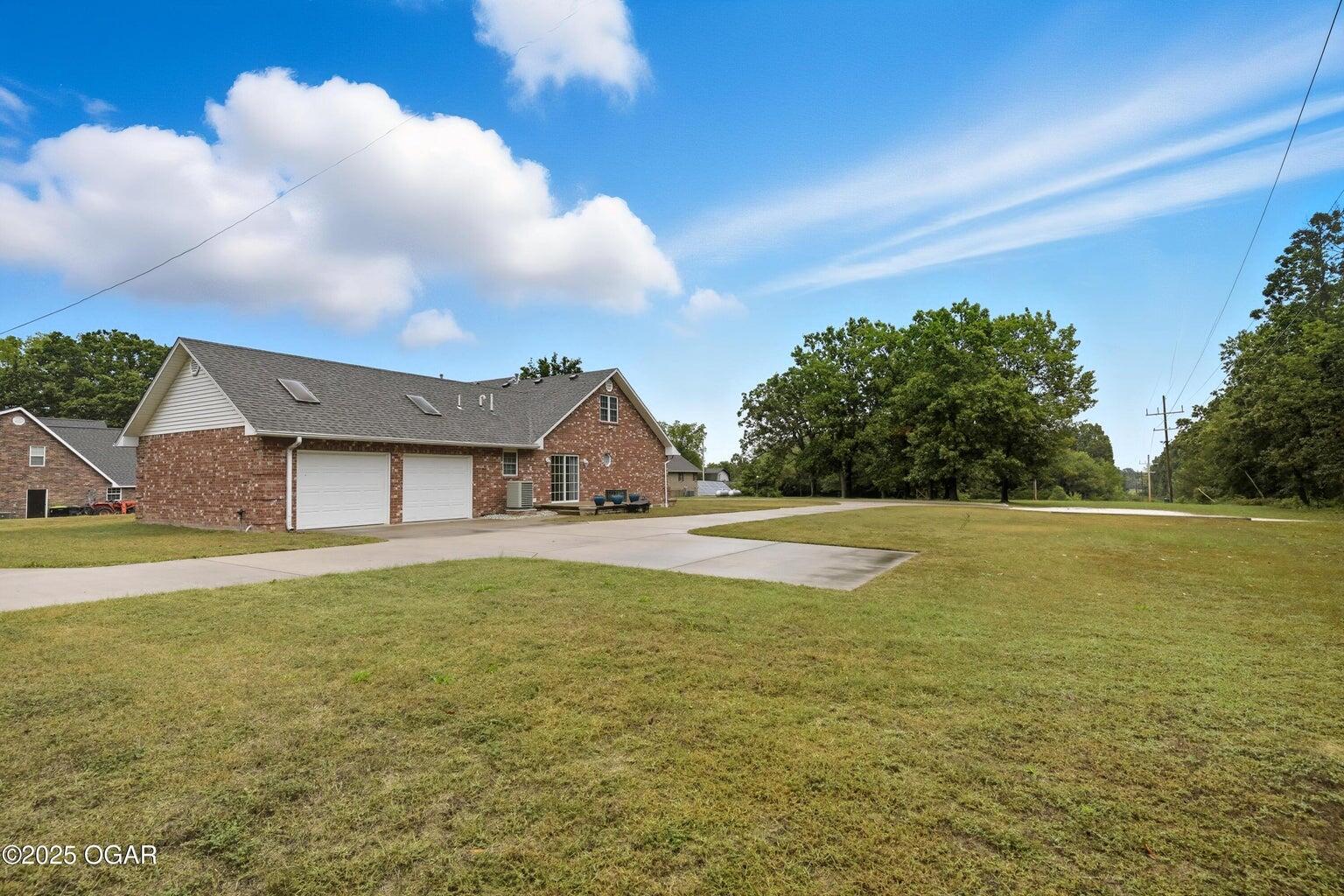 Photo 5 - Residential for sale – 13194  Kirkwood Lane  Neosho, MO