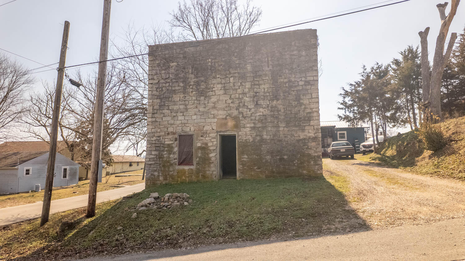 Photo 27 - Commercial Sale for sale – 105  Couch Street  Alton, MO