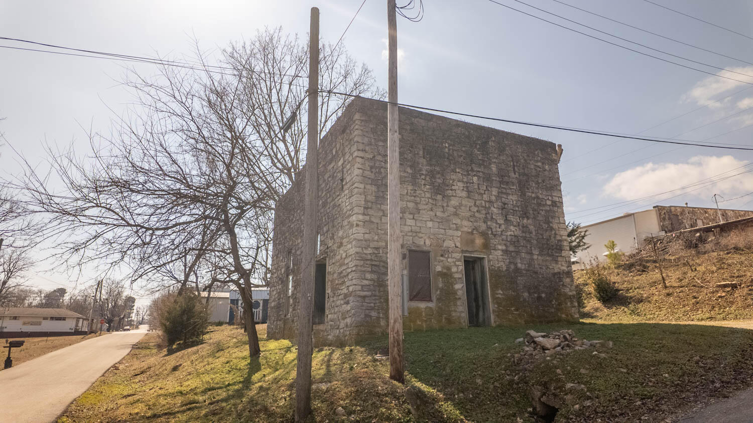 Photo 28 - Commercial Sale for sale – 105  Couch Street  Alton, MO