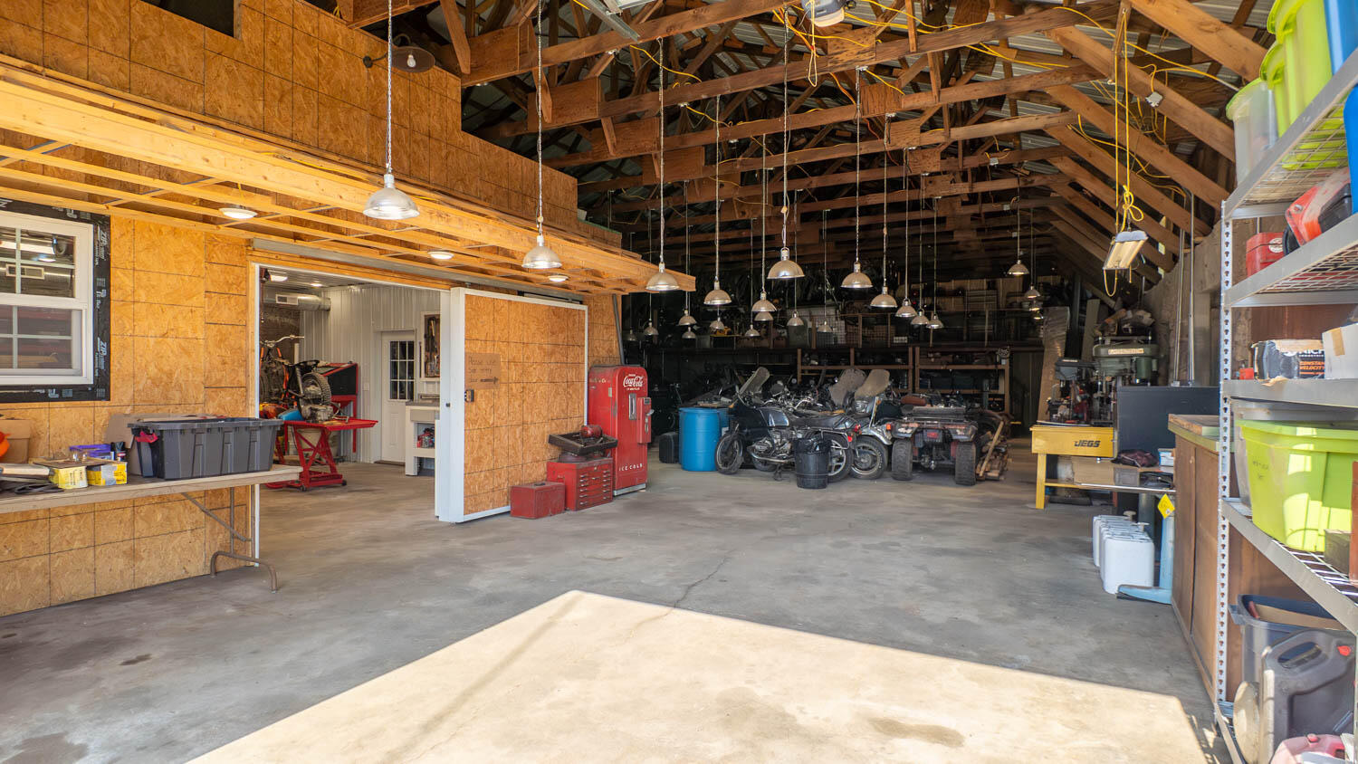 Photo 16 - Commercial Sale for sale – 105  Couch Street  Alton, MO