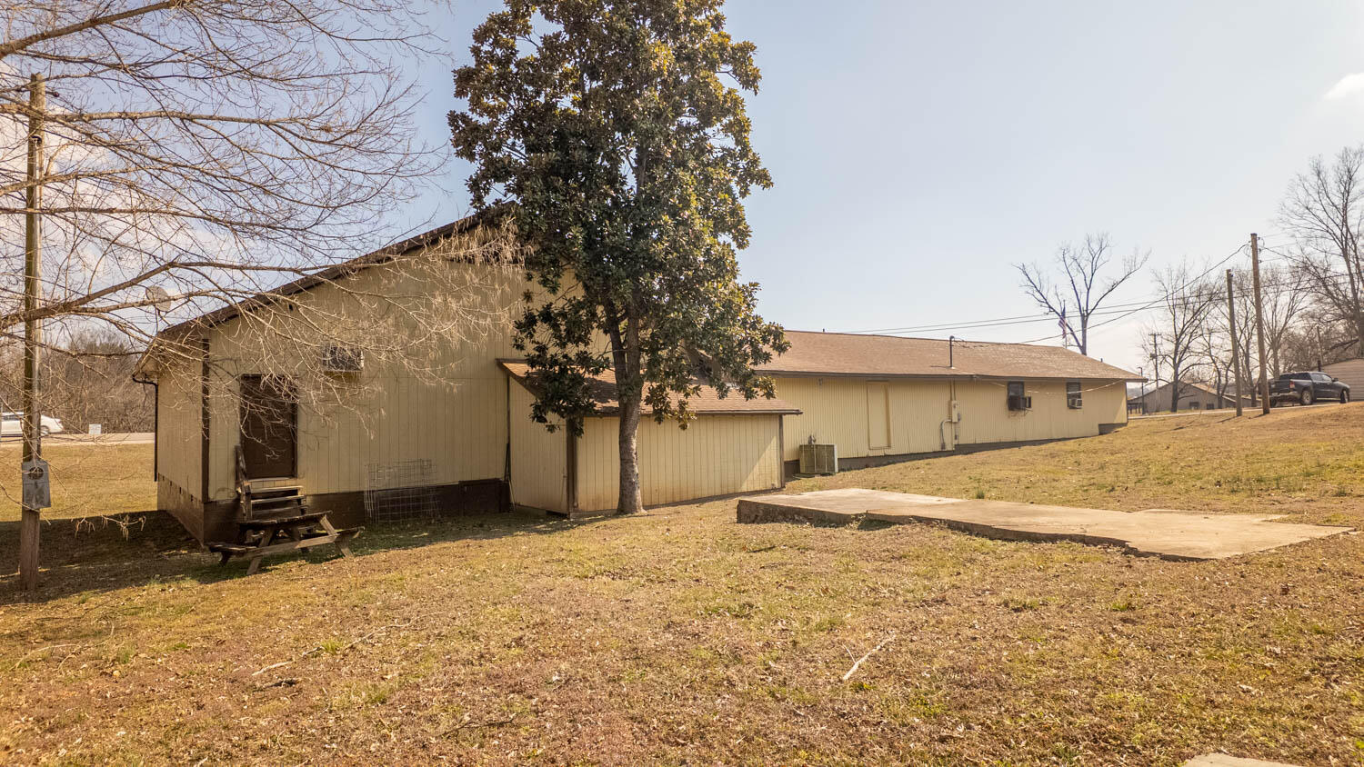 Photo 36 - Commercial Sale for sale – 105  Couch Street  Alton, MO