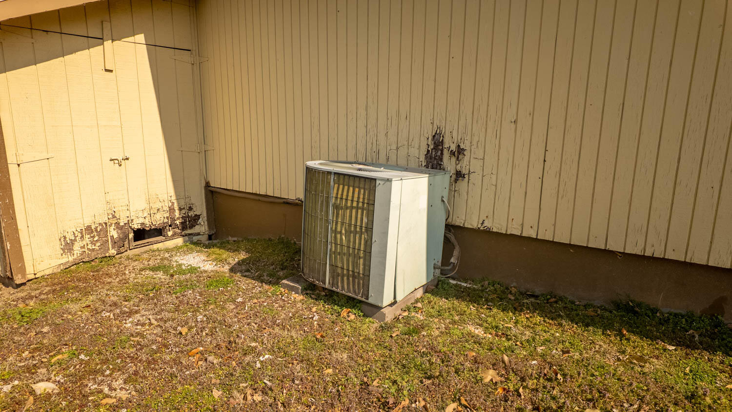 Photo 37 - Commercial Sale for sale – 105  Couch Street  Alton, MO