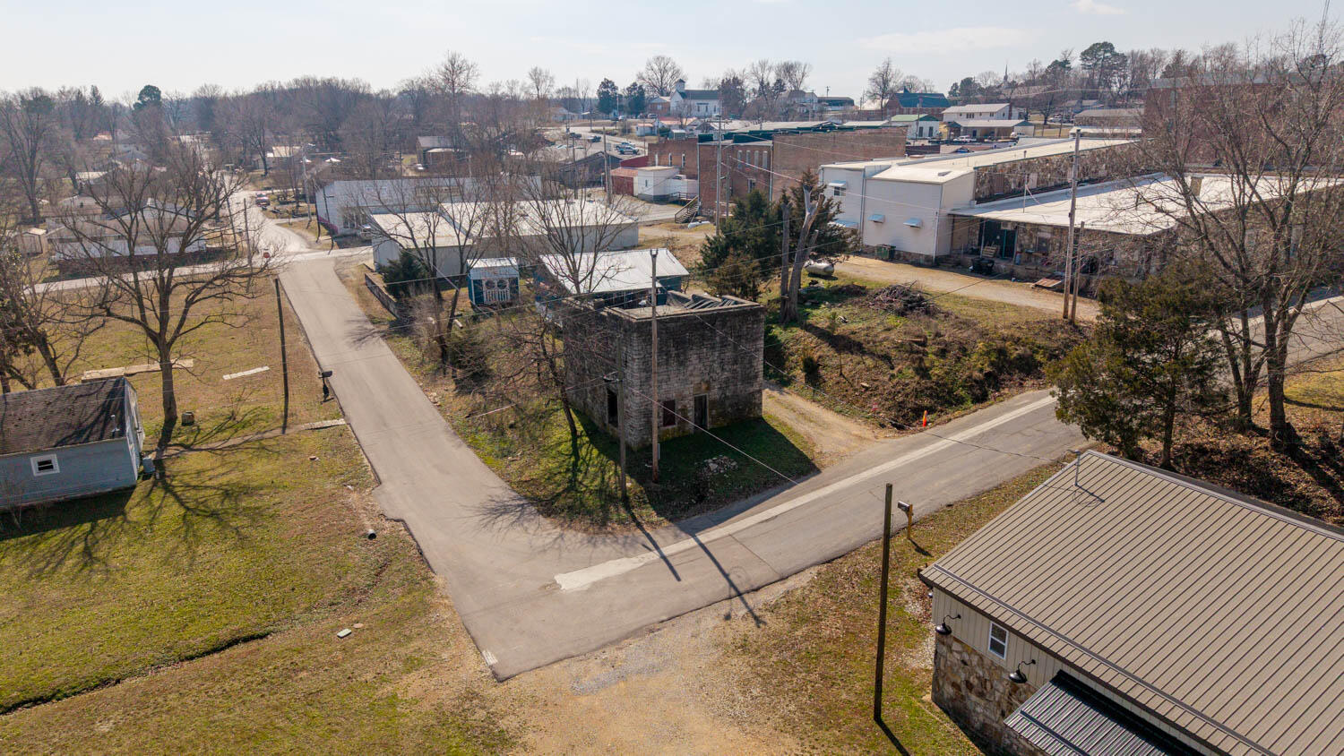 Photo 7 - Commercial Sale for sale – 105  Couch Street  Alton, MO
