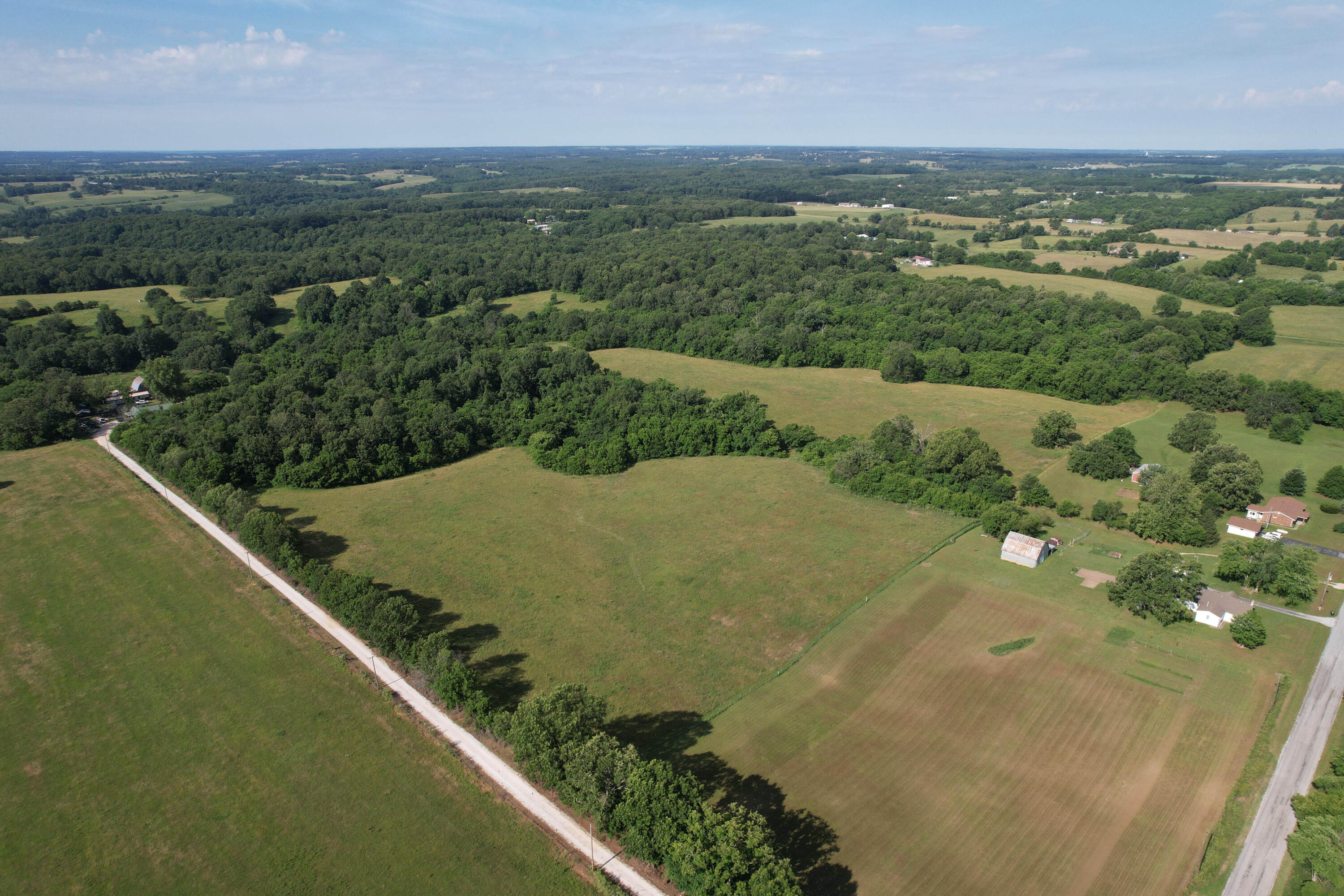 Photo 4 - Land for sale – 24411  Lawrence 2210   Aurora, MO