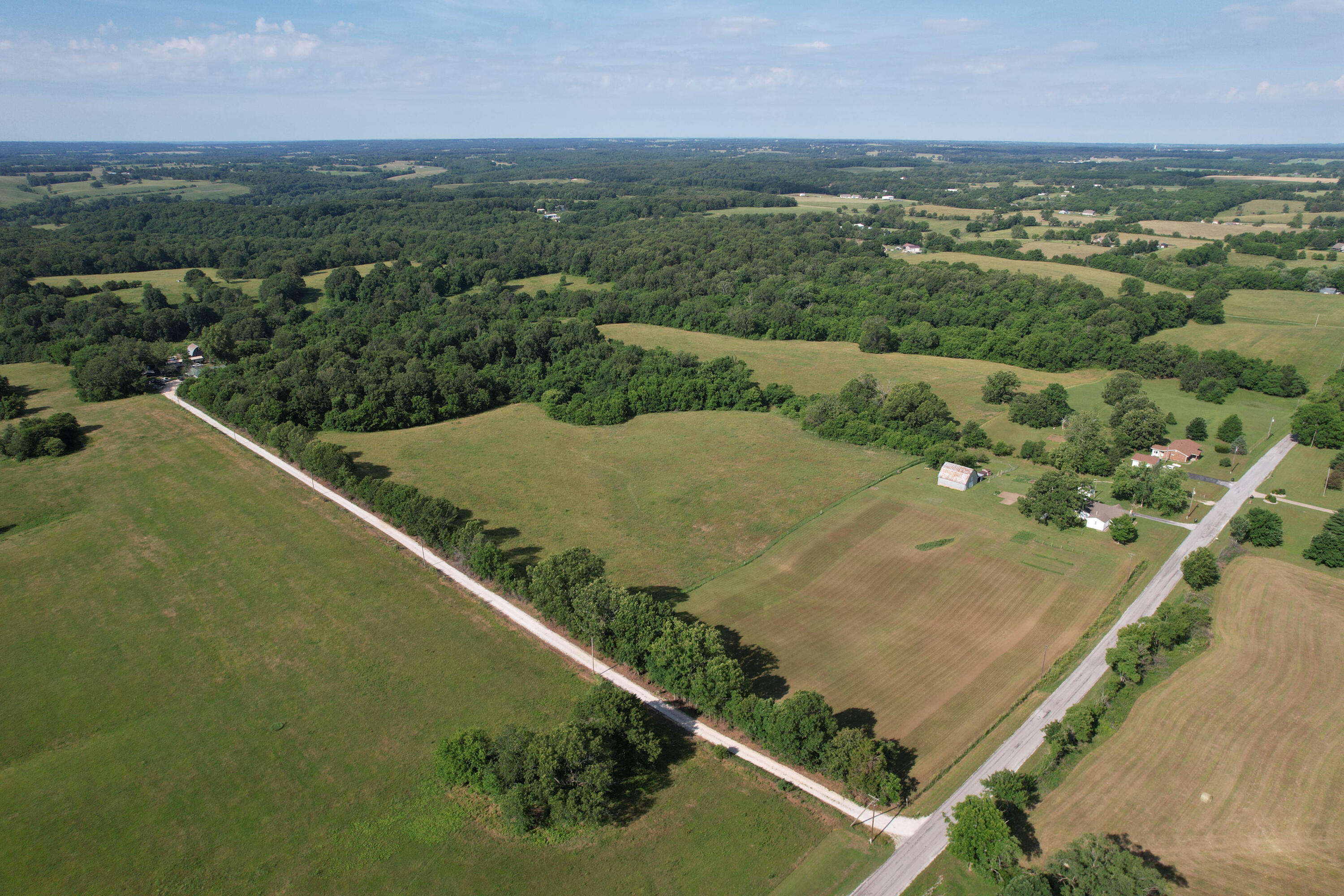Photo 6 - Land for sale – 24411  Lawrence 2210   Aurora, MO