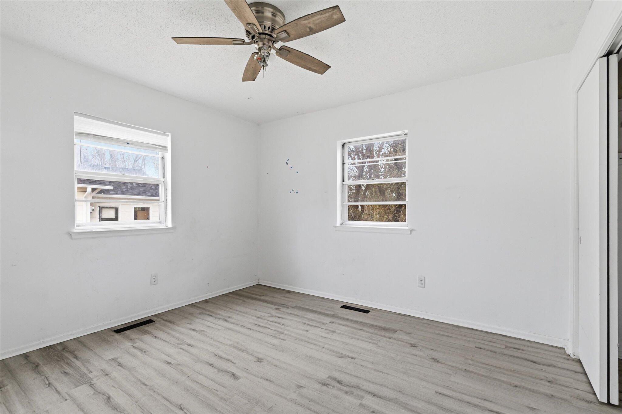 Photo 15 - Residential for sale – 944 W Division   Springfield, MO